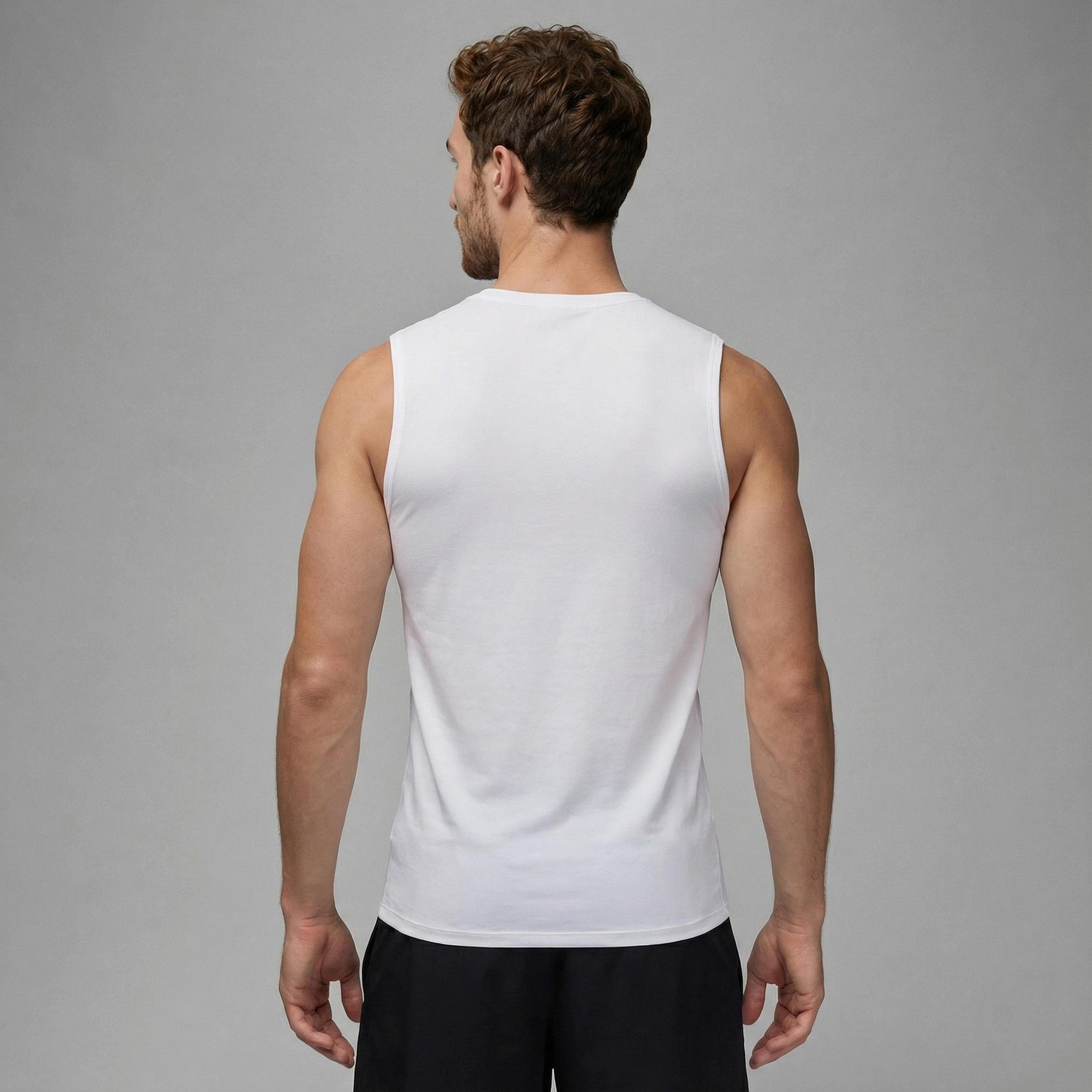 Jordan Dri-Fit Sport Erkek Beyaz Kolsuz T-Shirt