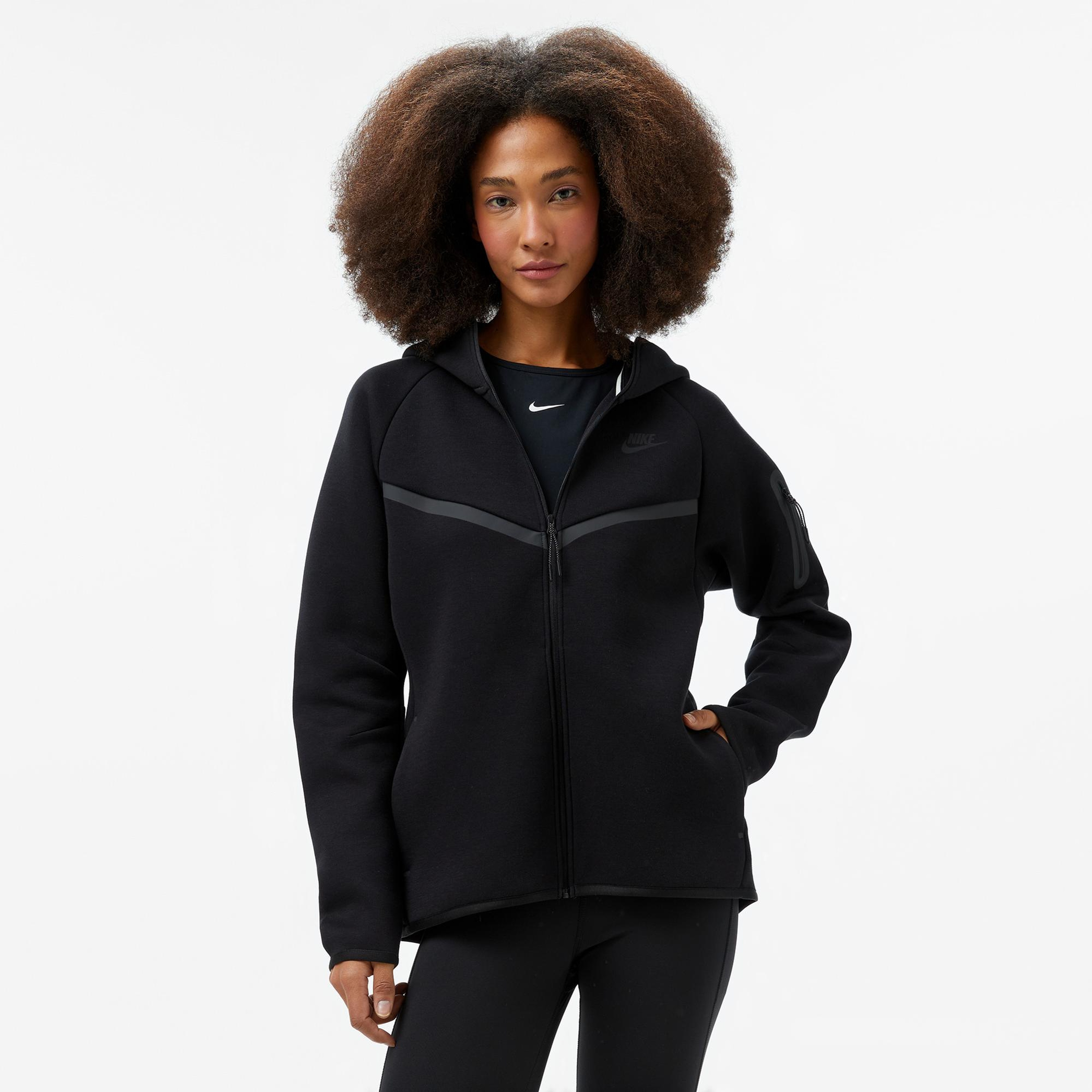 Nike Sportswear Tech Fleece Windrunner Kadın Siyah Eşofman Üstü