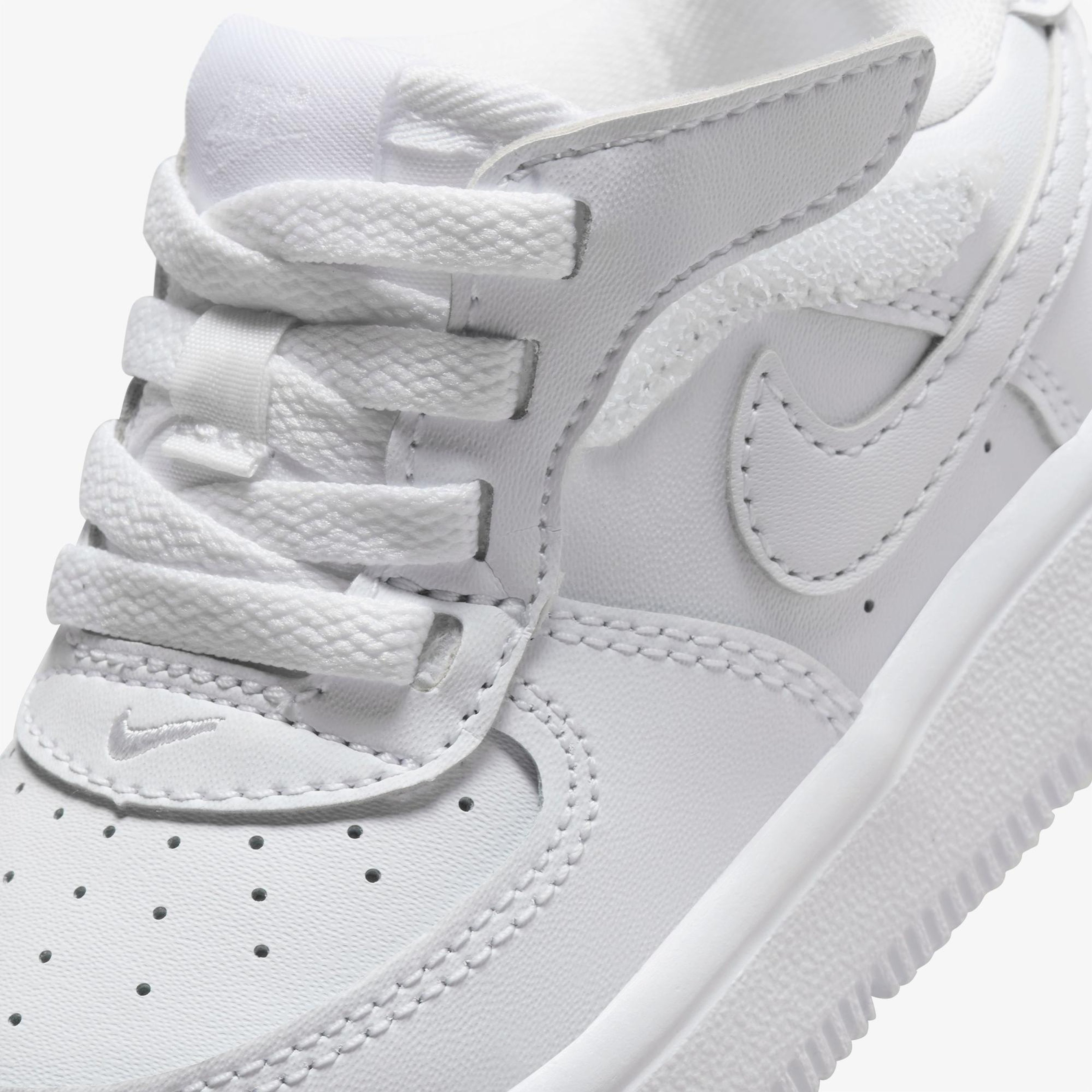 Nike Force 1 Low EasyOn Çocuk Beyaz Spor Ayakkabı