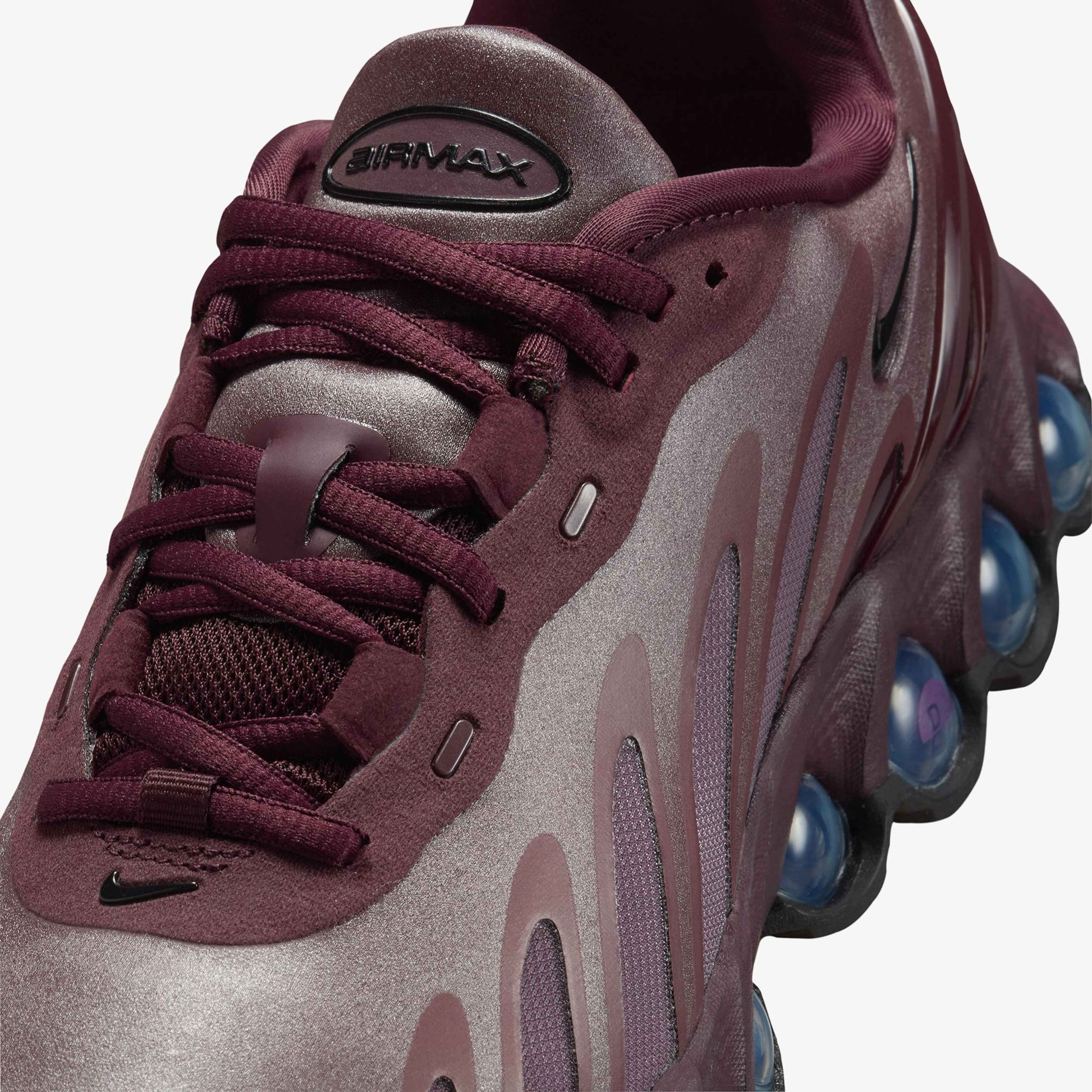 Nike Air Max DN8 Kadın Bordo Spor Ayakkabı