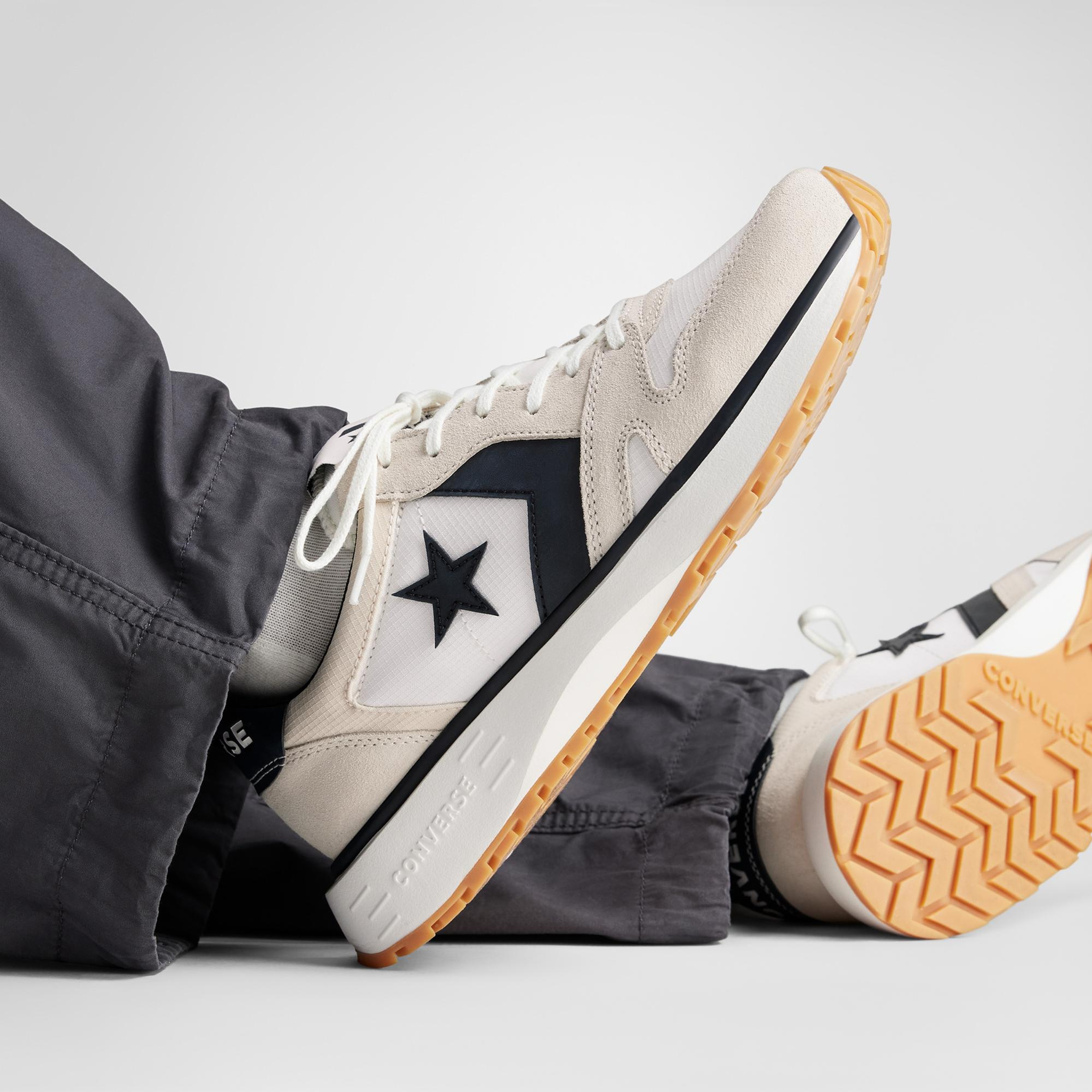 Converse Omni Trainer Unisex Krem Süet Sneaker