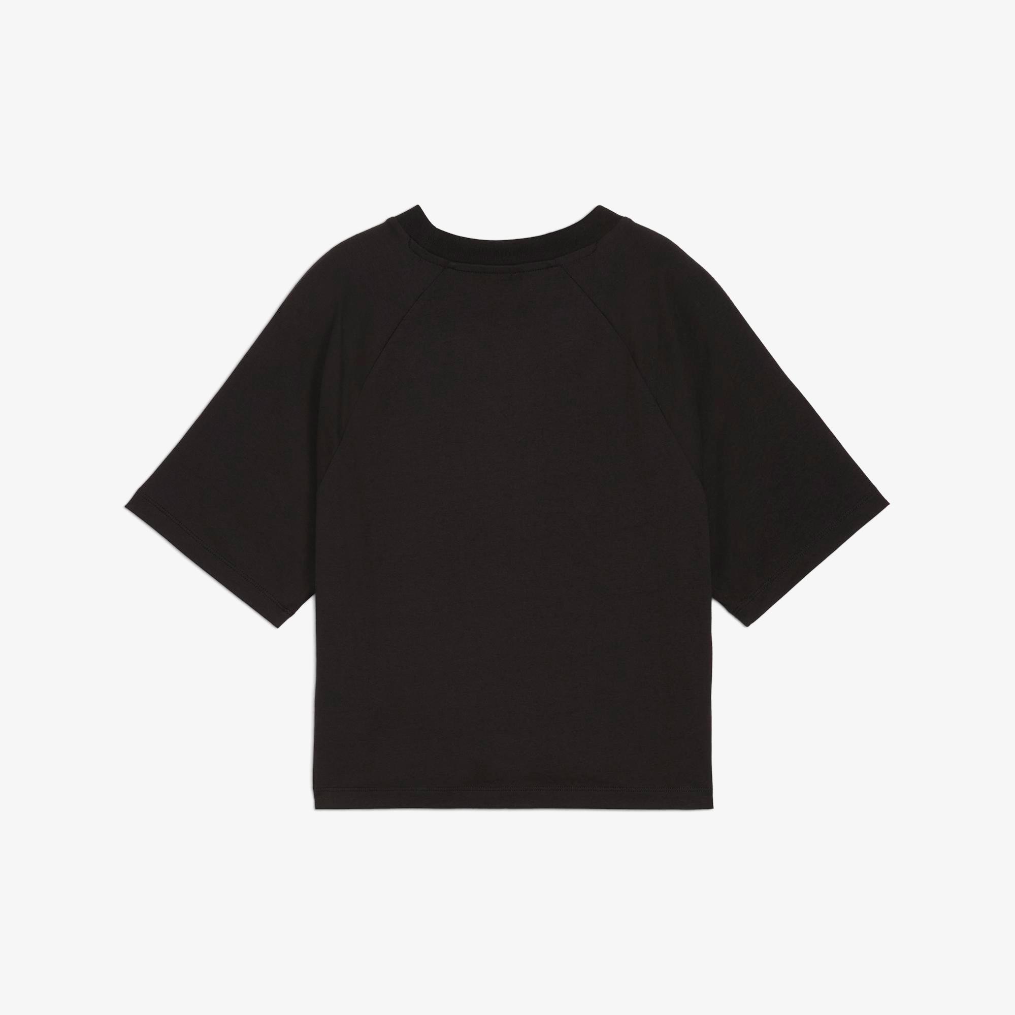 Puma Classics Relaxed Kadın Siyah T-Shirt