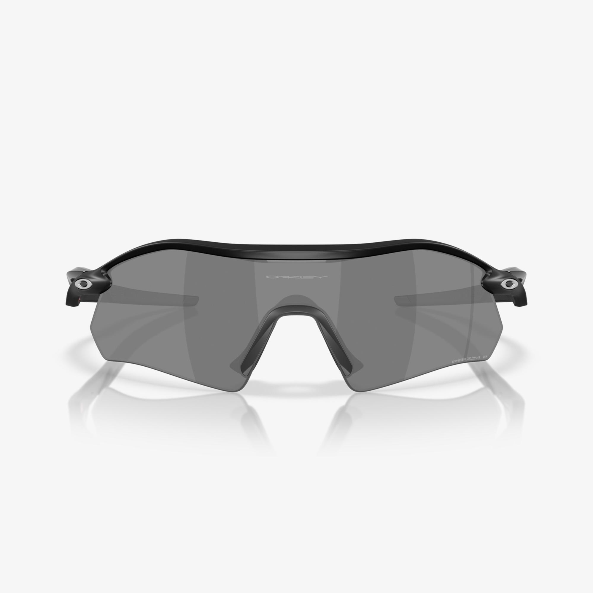 Oakley OO9495D Unisex Siyah Güneş Gözlüğü