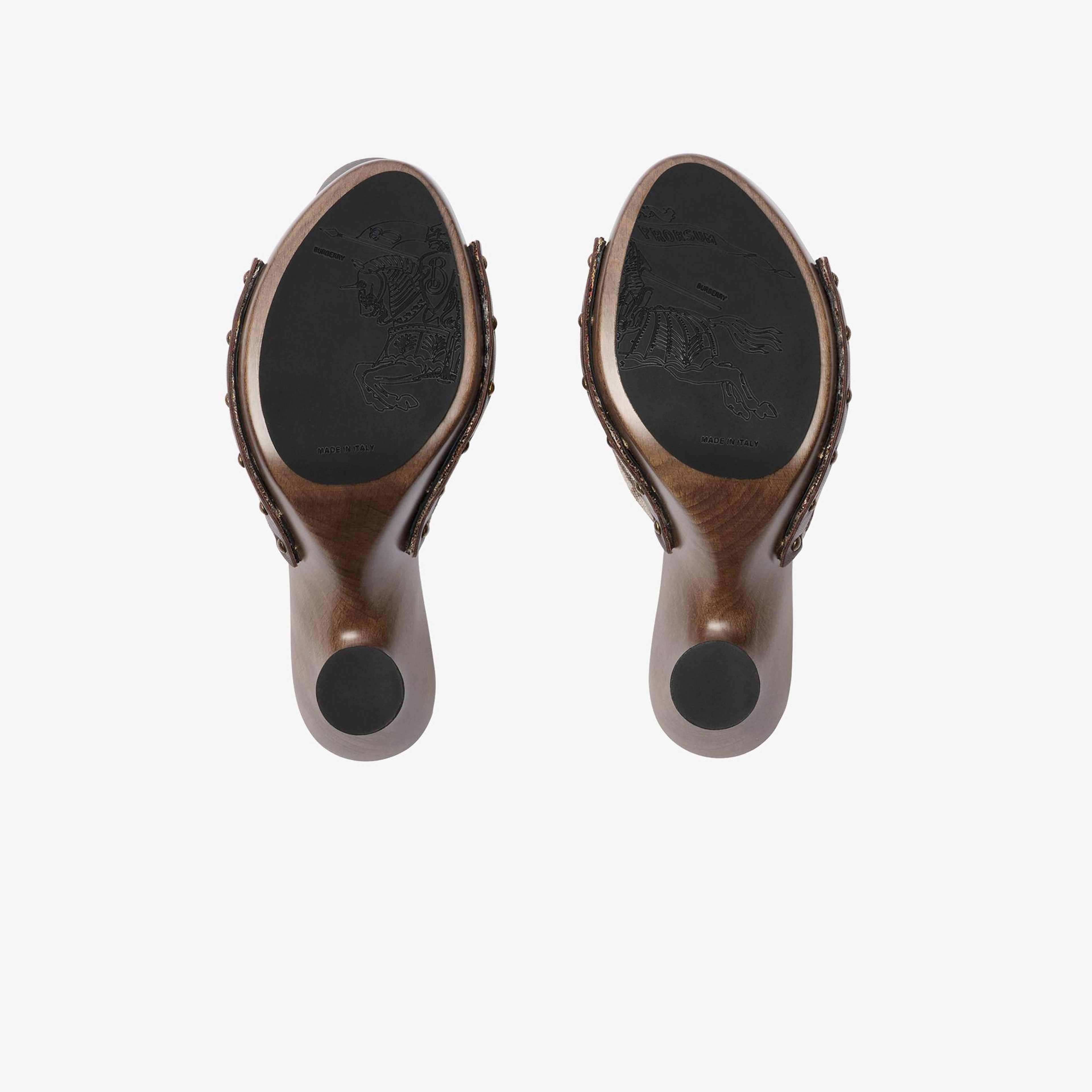 Burberry Check Potter Kadın Bej Sandalet