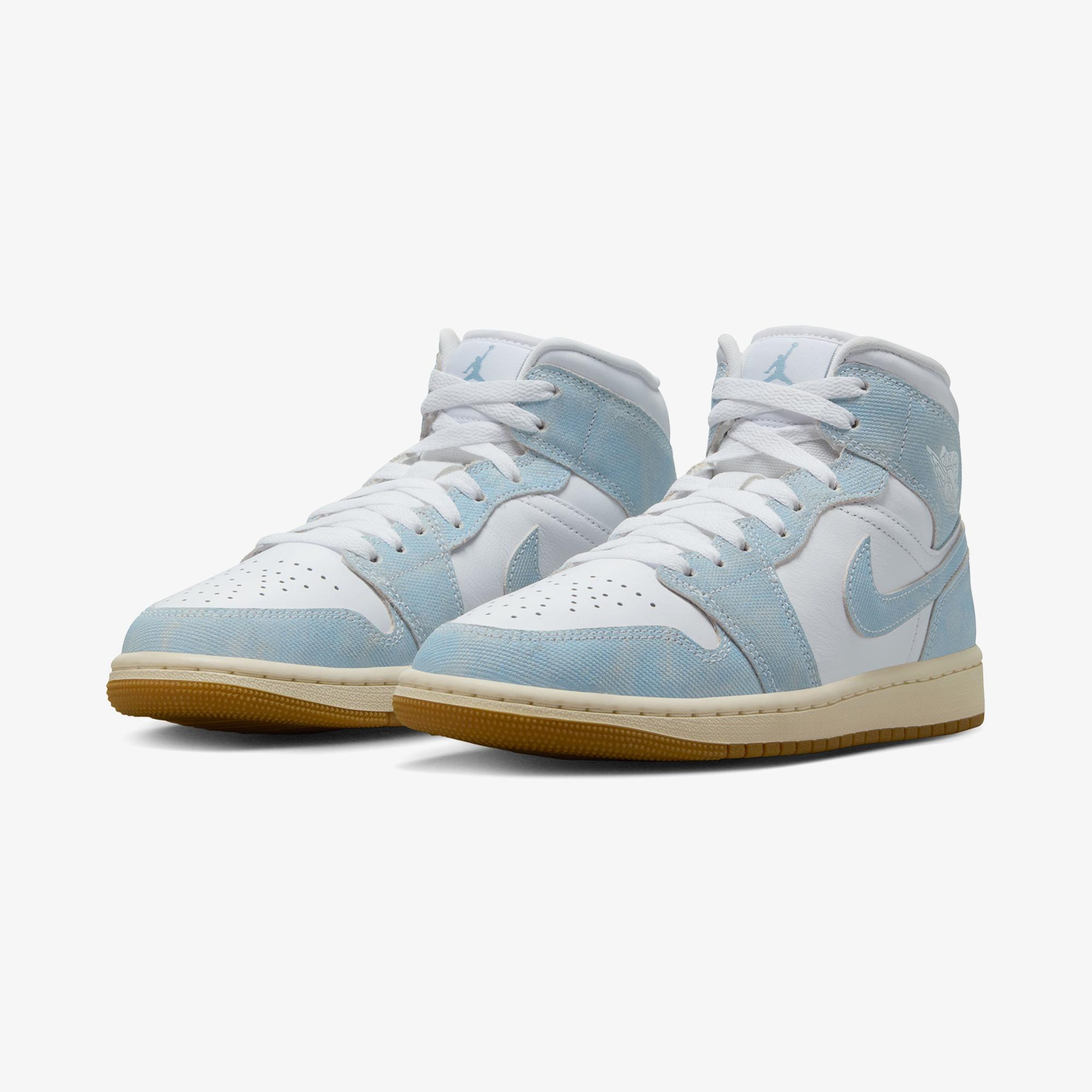 Jordan Air 1 Mid SE Kadın Beyaz Spor Ayakkabı