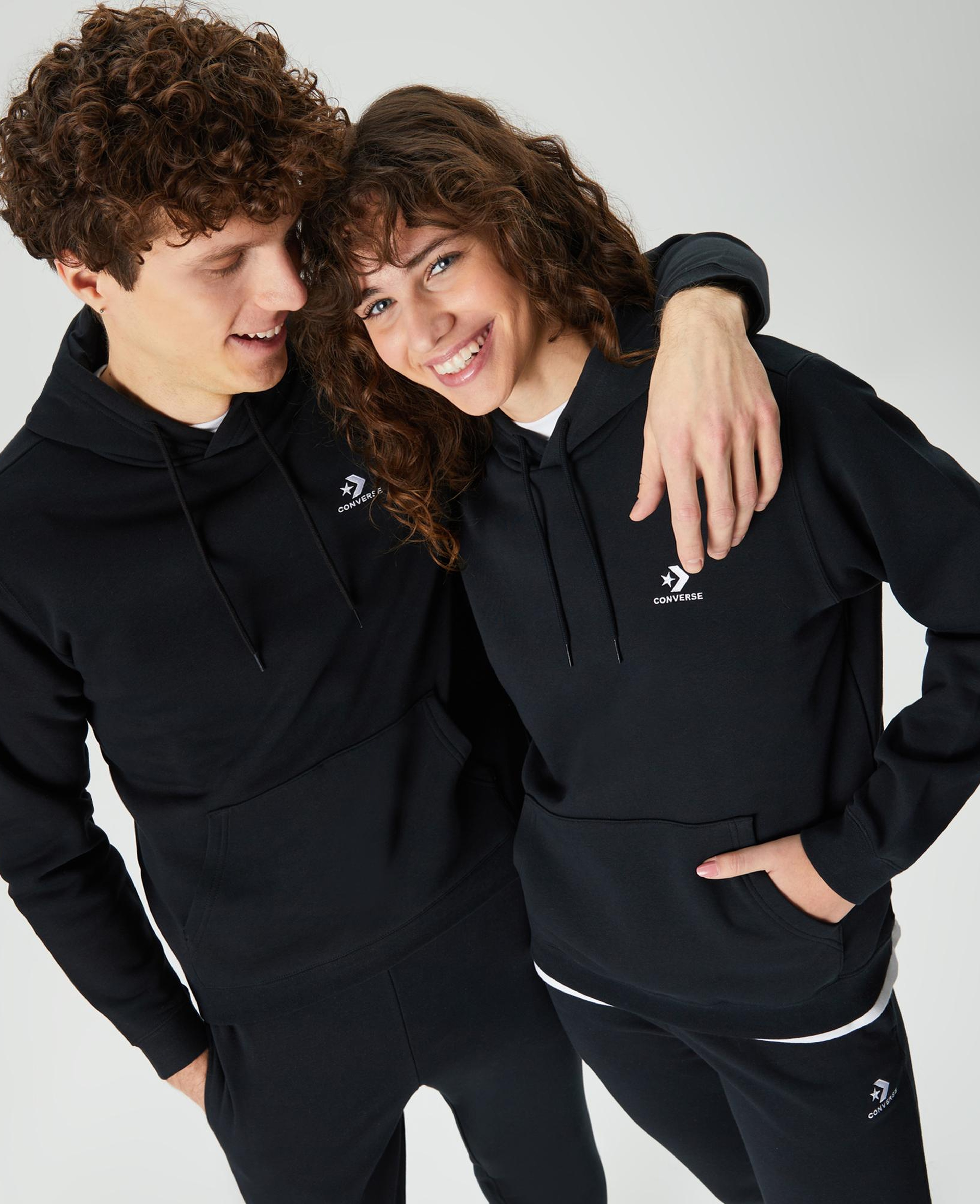 Converse Go-To Embroidered Star Chevron Brushed Back Fleece Unisex Siyah Hoodie