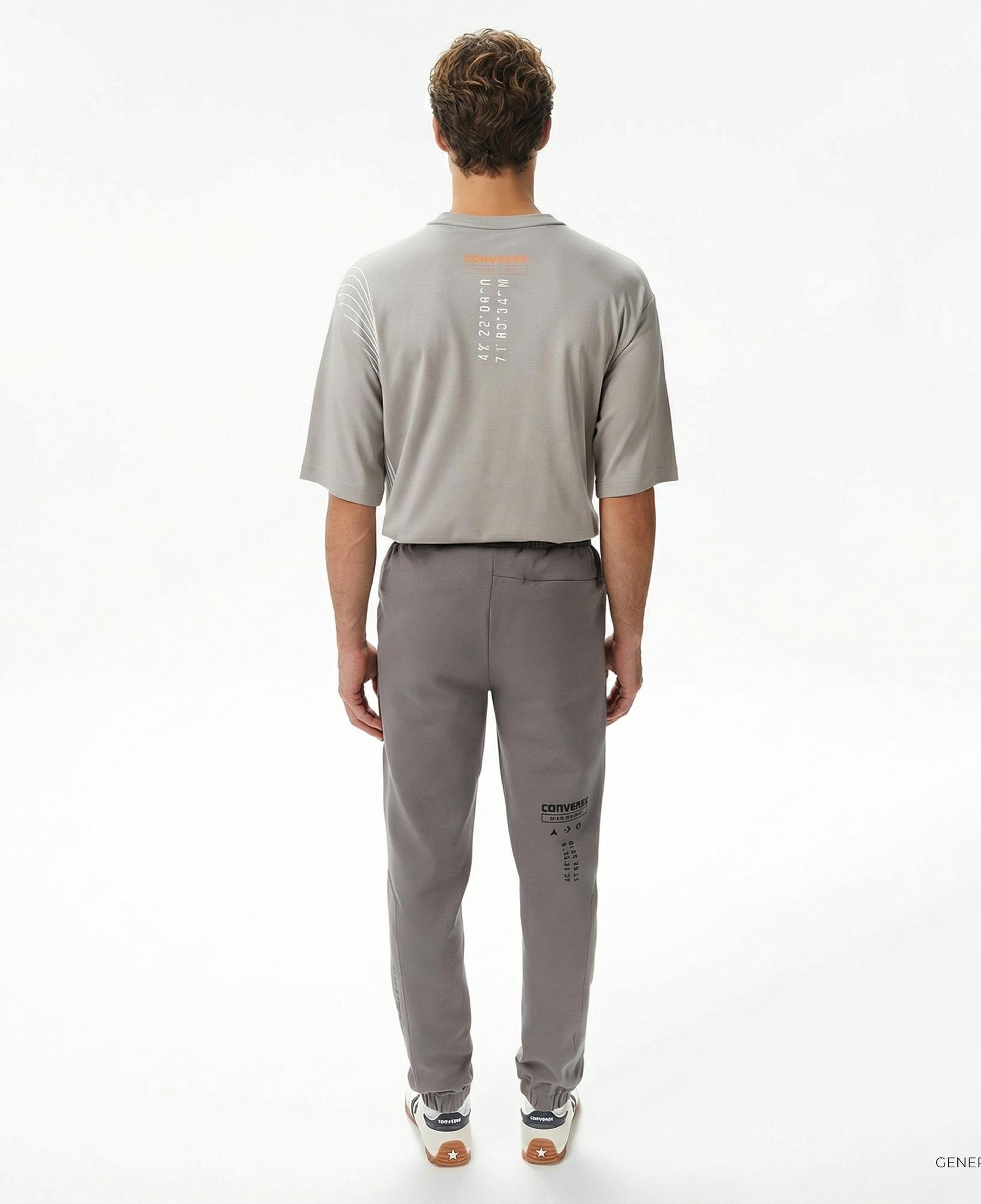 Converse Star Chevron Baskılı Erkek Oversize Fit Gri Eşofman Altı