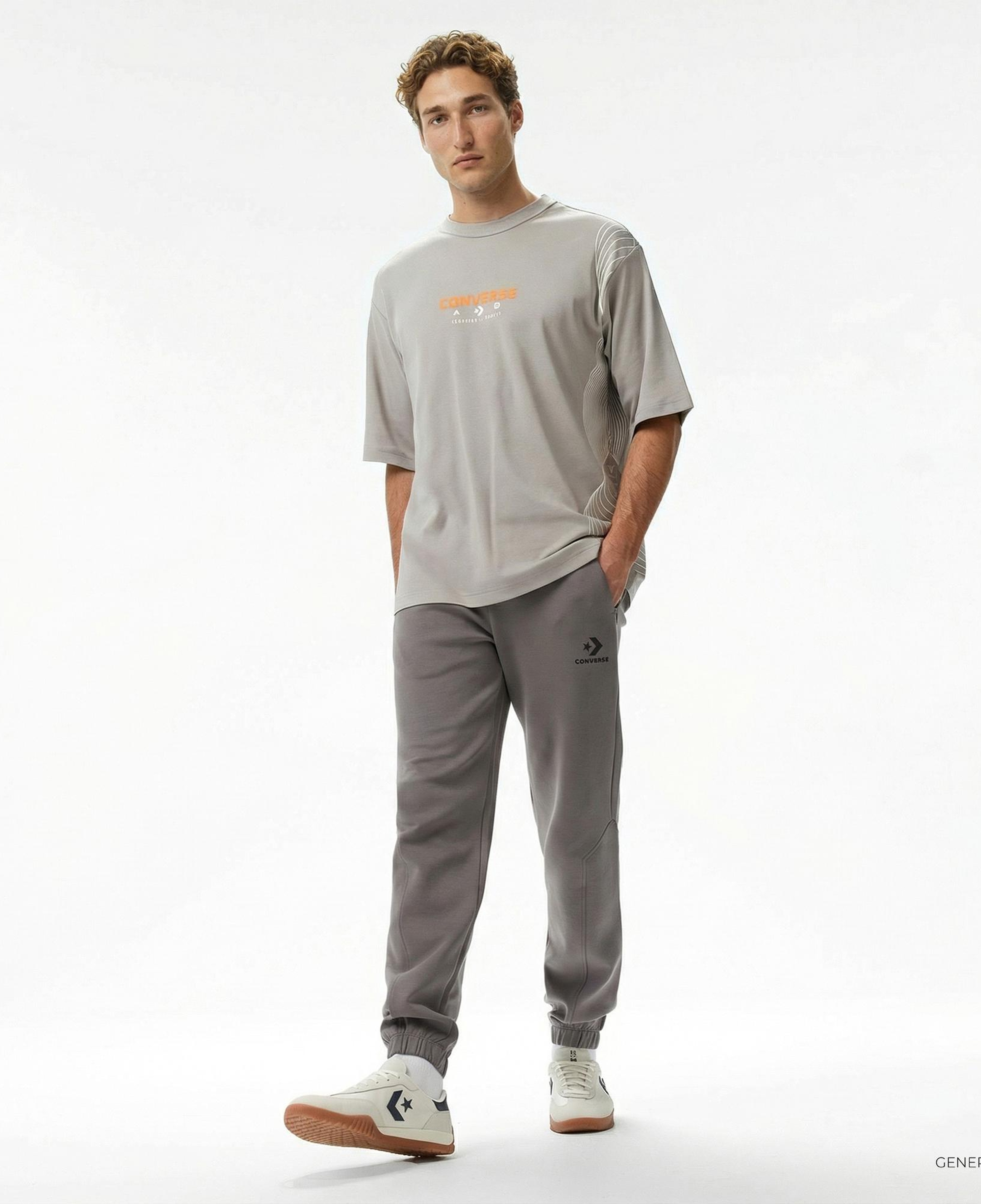 Converse Star Chevron Baskılı Erkek Oversize Fit Gri Eşofman Altı