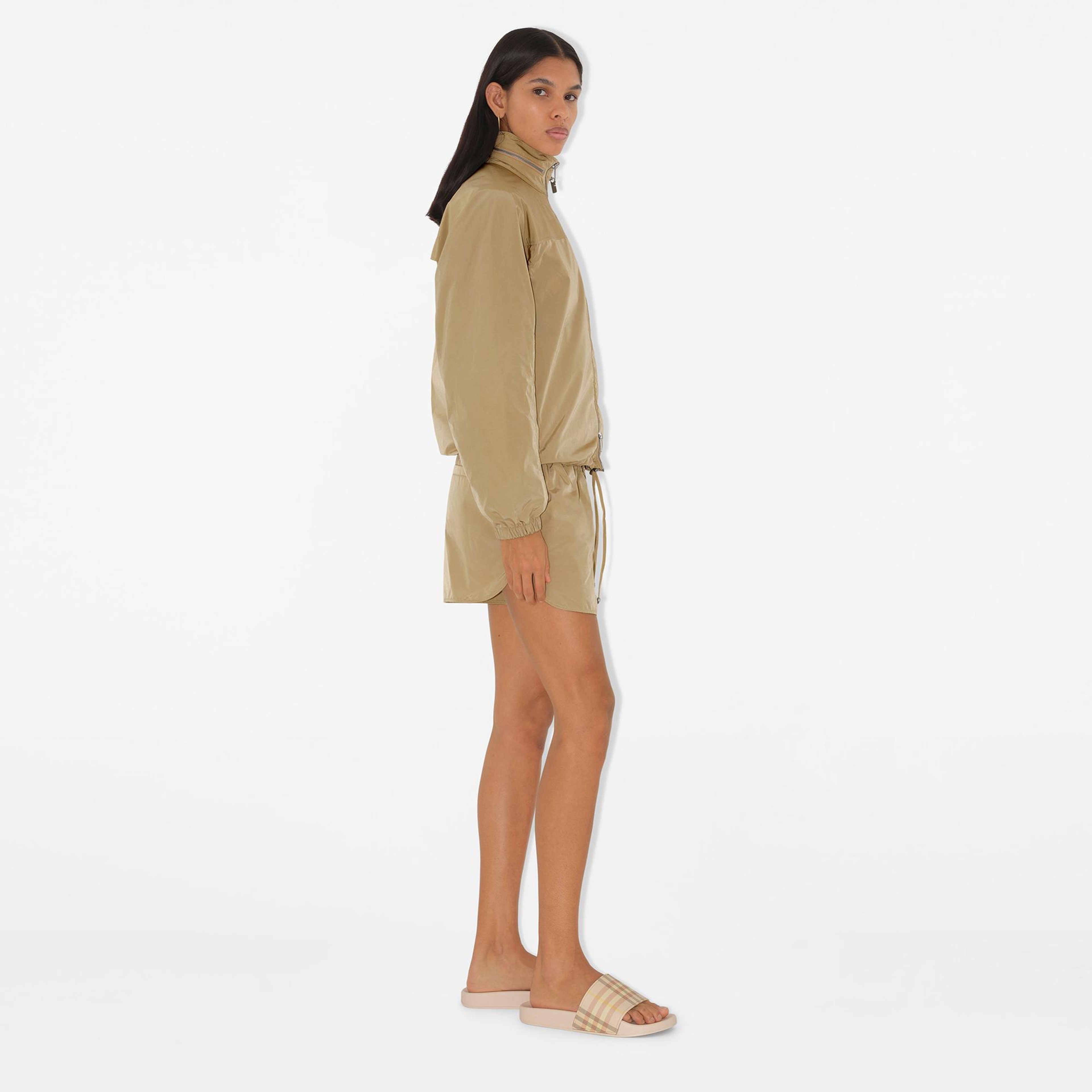 Burberry Sdl Furley Kadın Krem Terlik