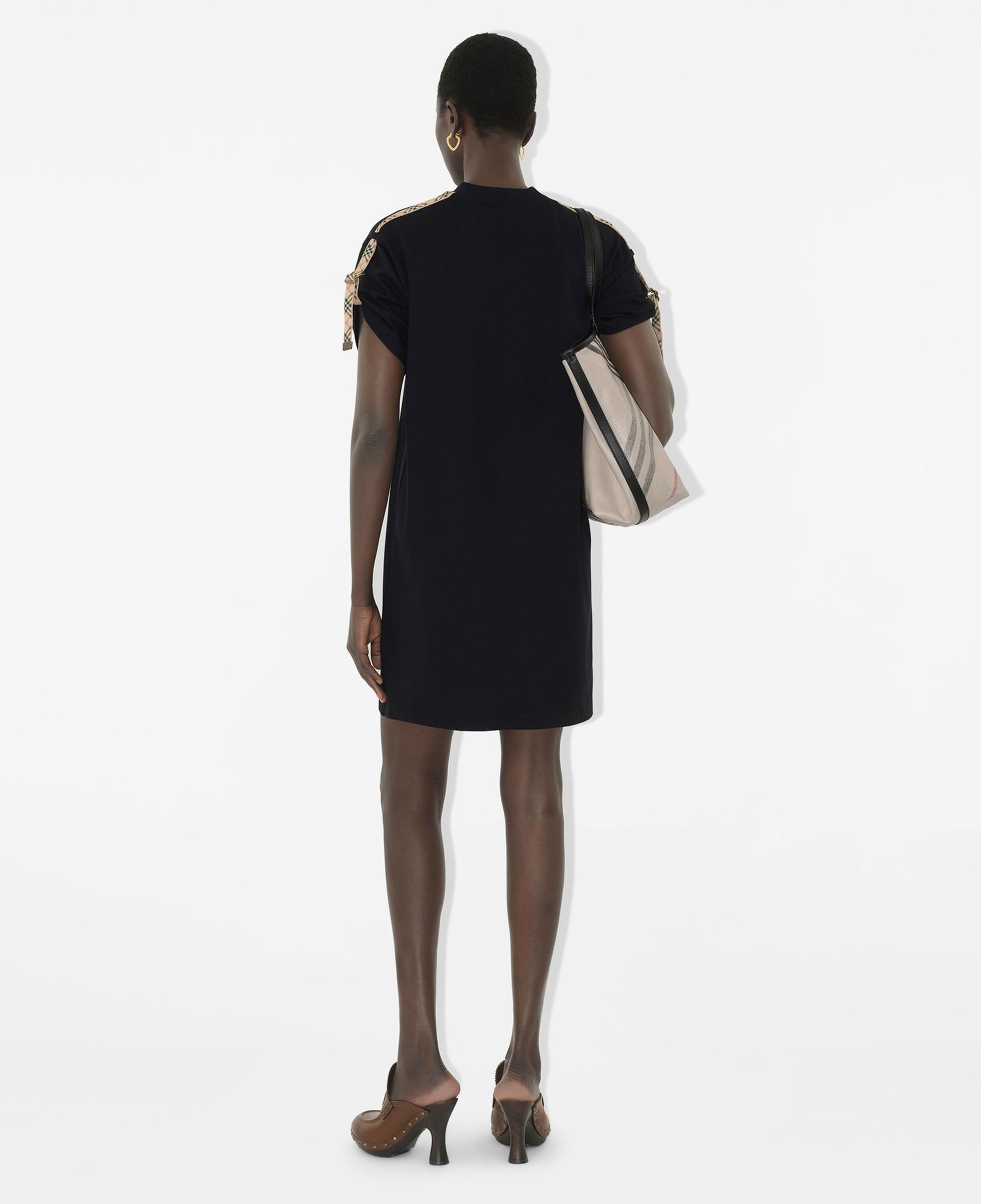 Burberry Kadın Siyah Elbise