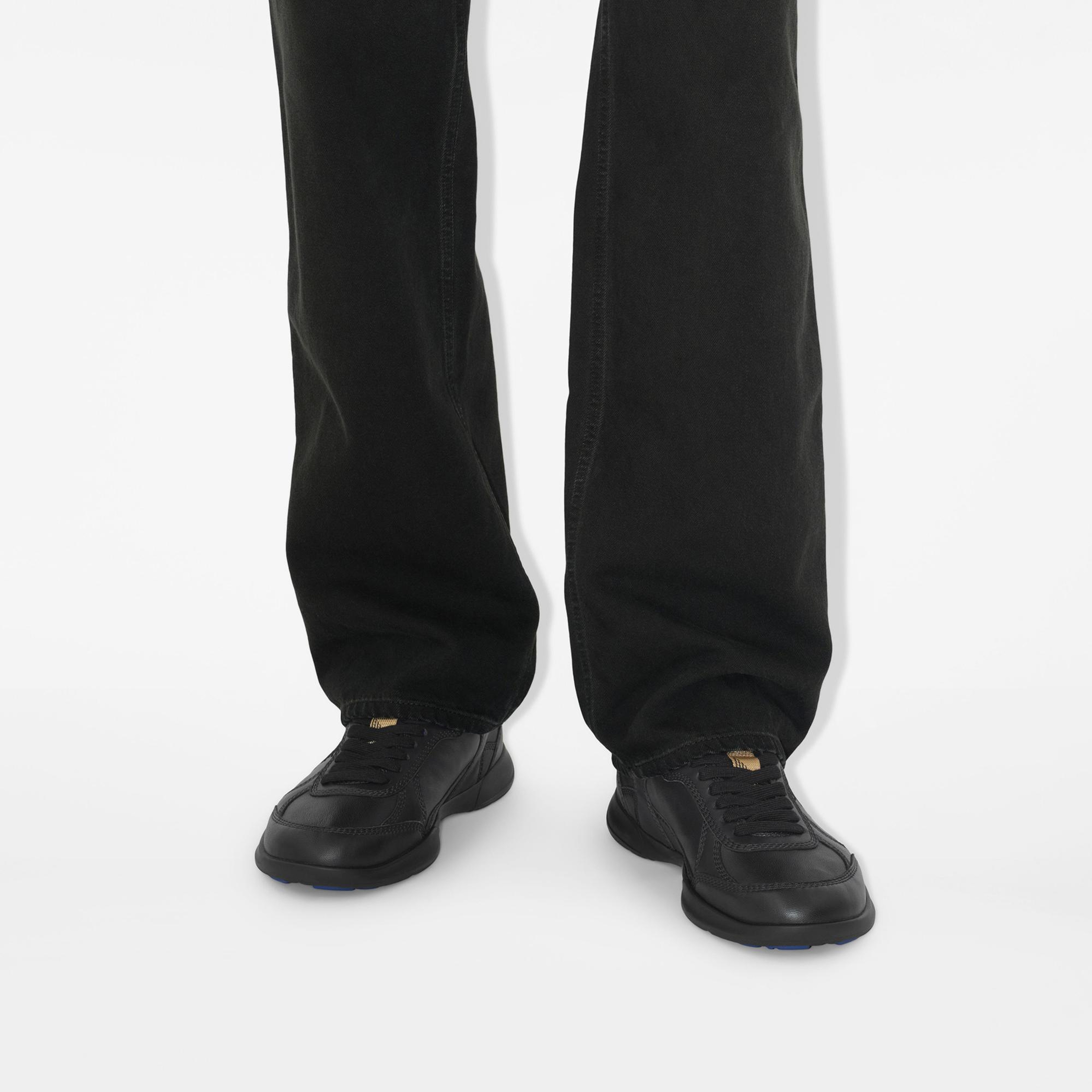 Burberry Matrix Leather Matrix Erkek Siyah Sneaker