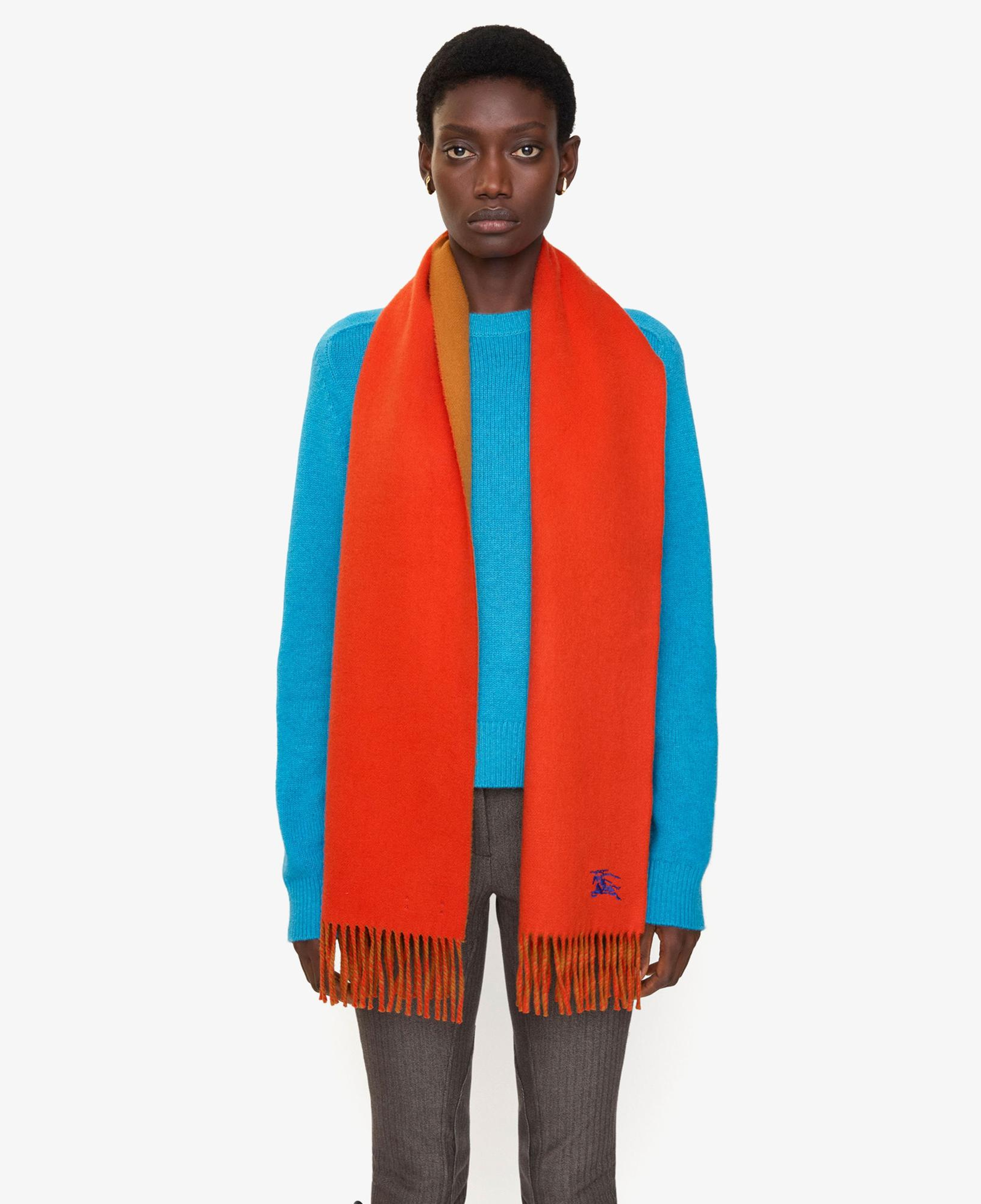 Burberry Knight Solid Reversible Cashmere Kadın Turuncu Atkı