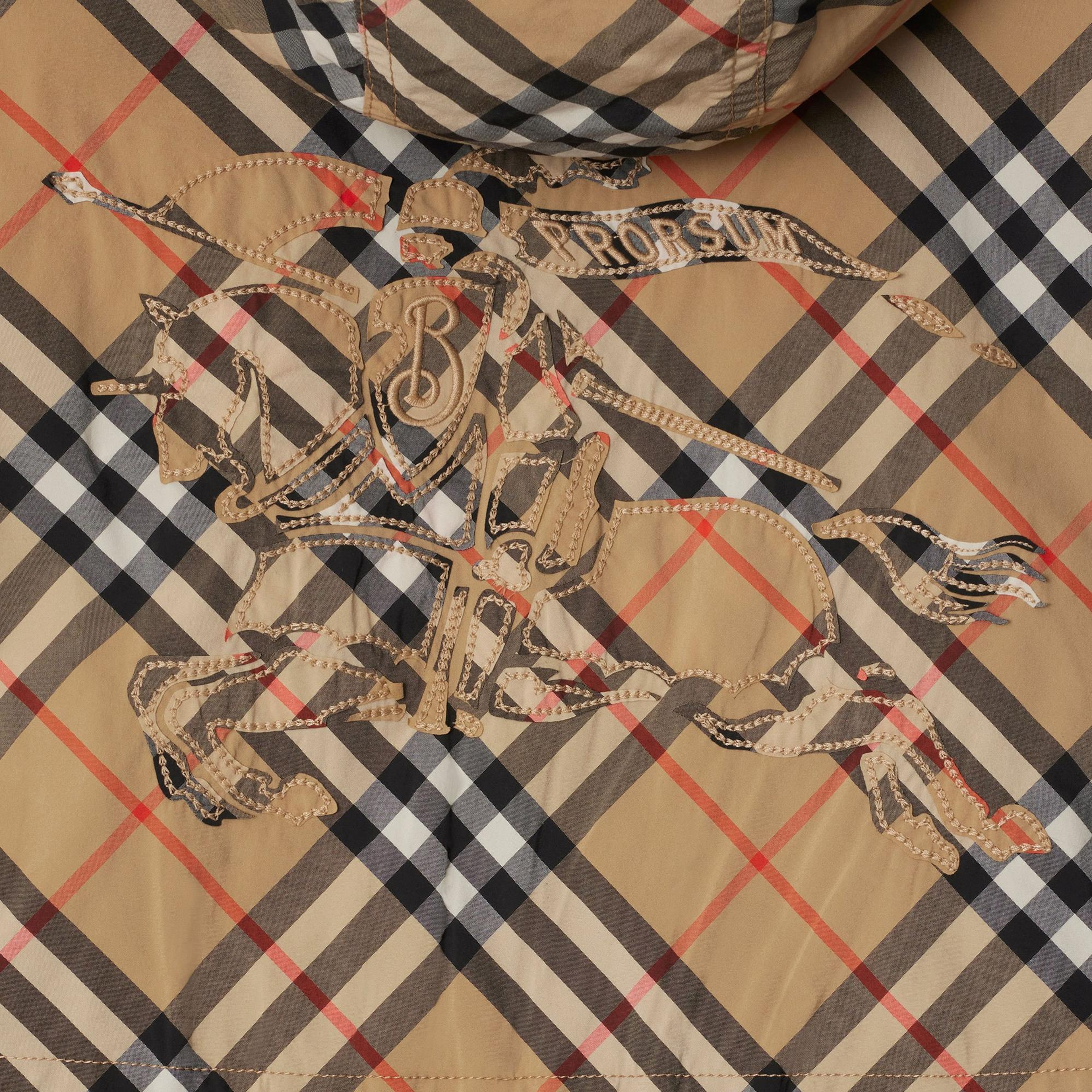 Burberry Check Nylon Kadın Bej Ceket