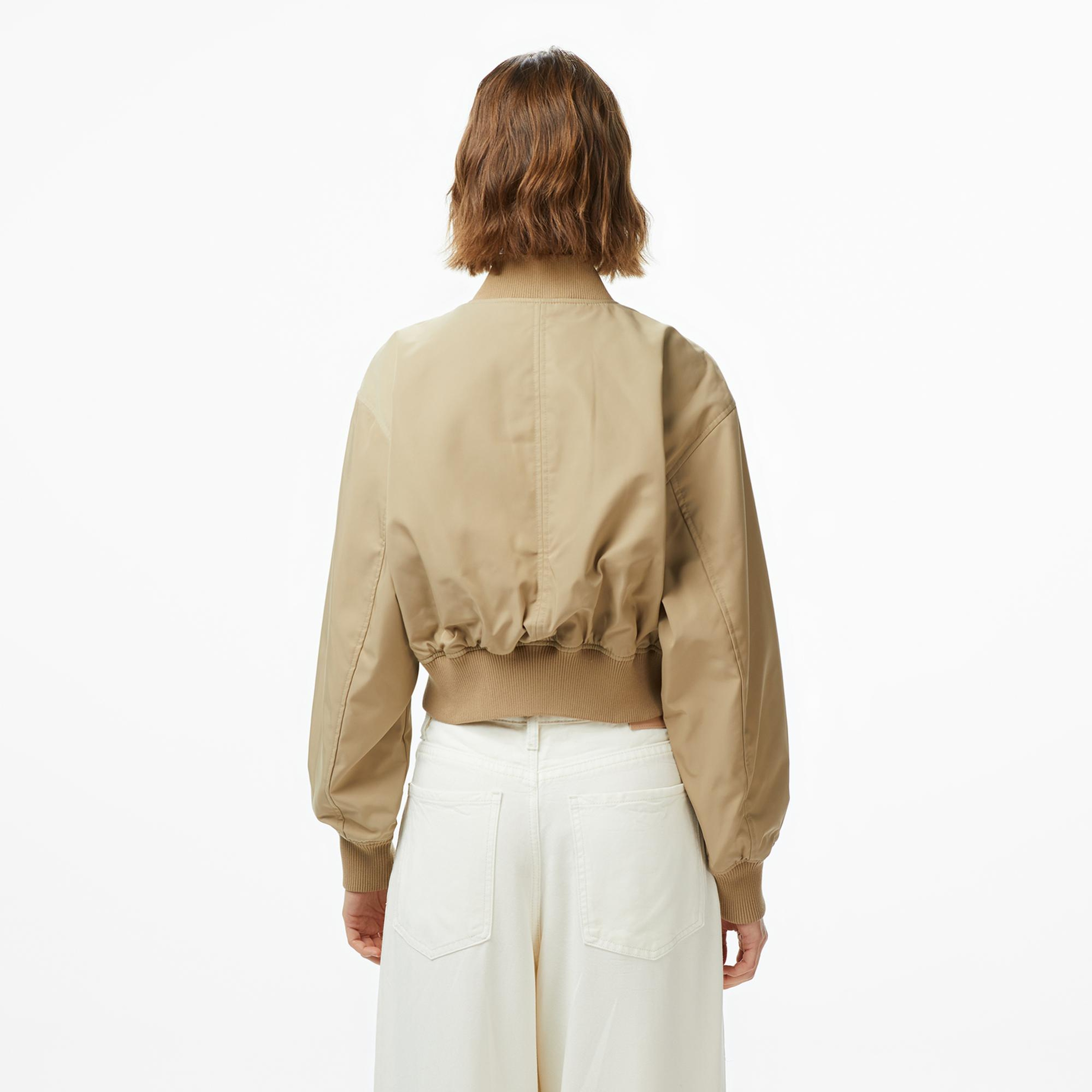 Tommy Hilfiger Nylon Regular Cropped Kadın Bomber Bej Ceket