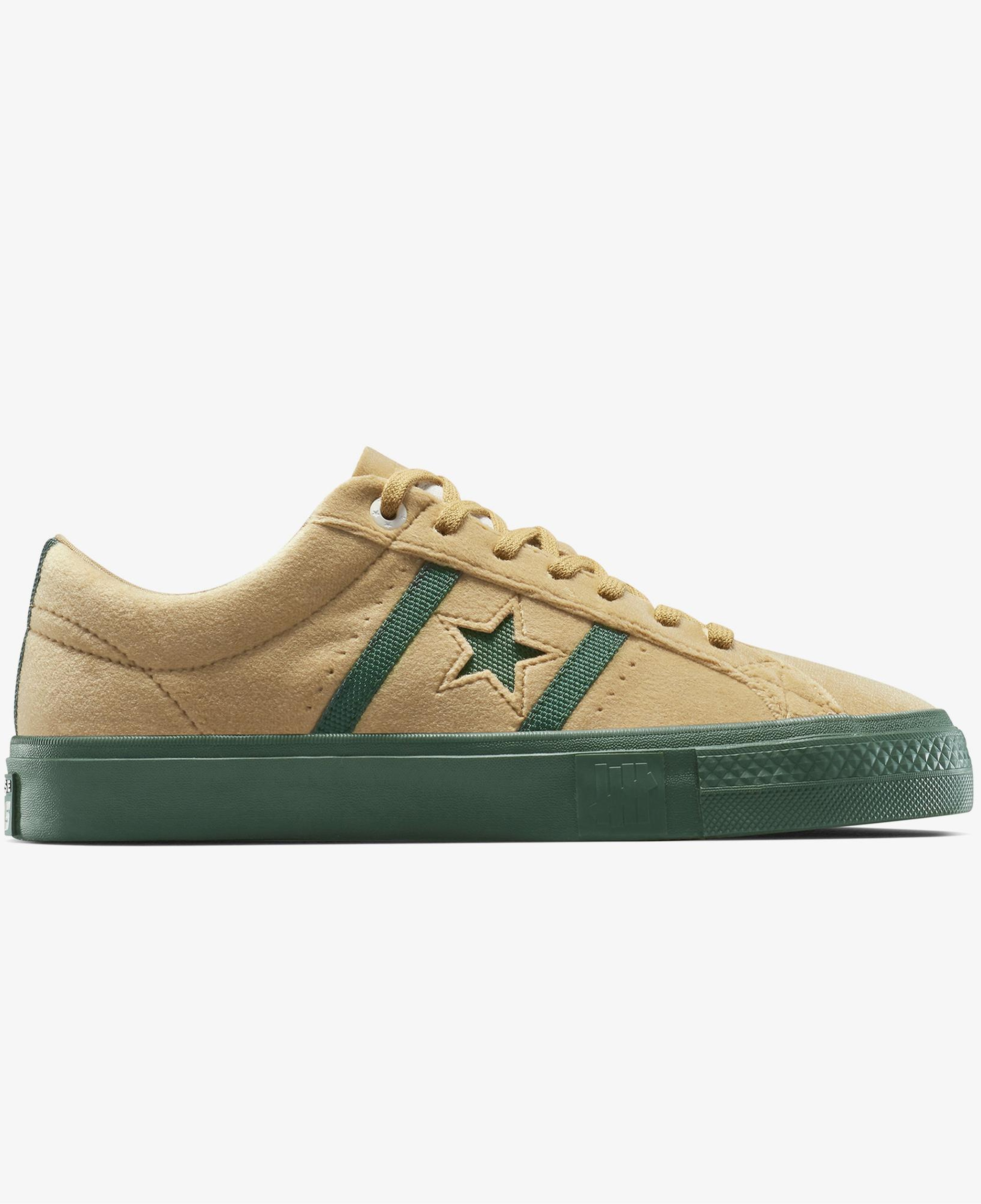 Converse x UNDEFEATED One Star Academy Pro Unisex Krem Sneaker