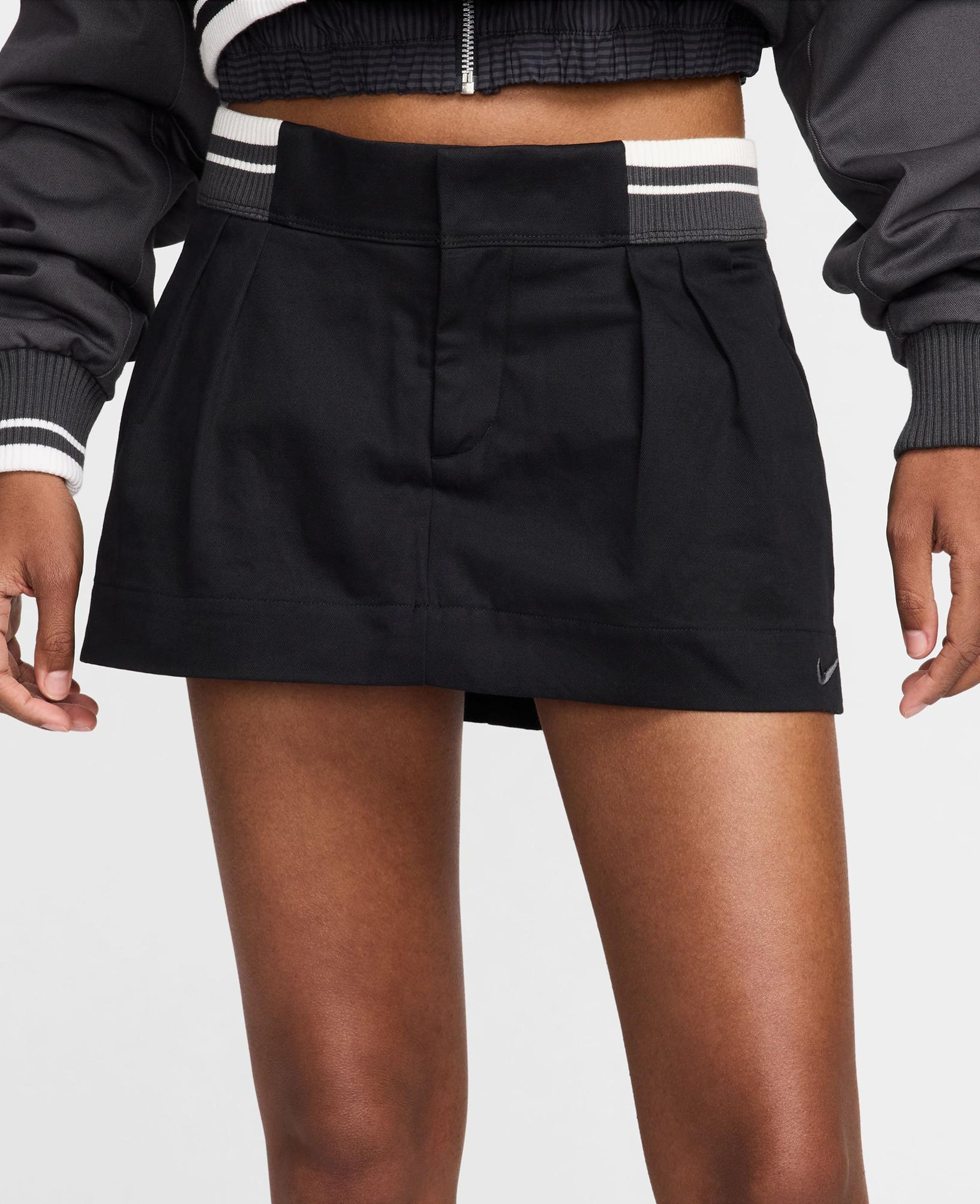 Nike Sportswear Canvas Kadın Siyah Şort