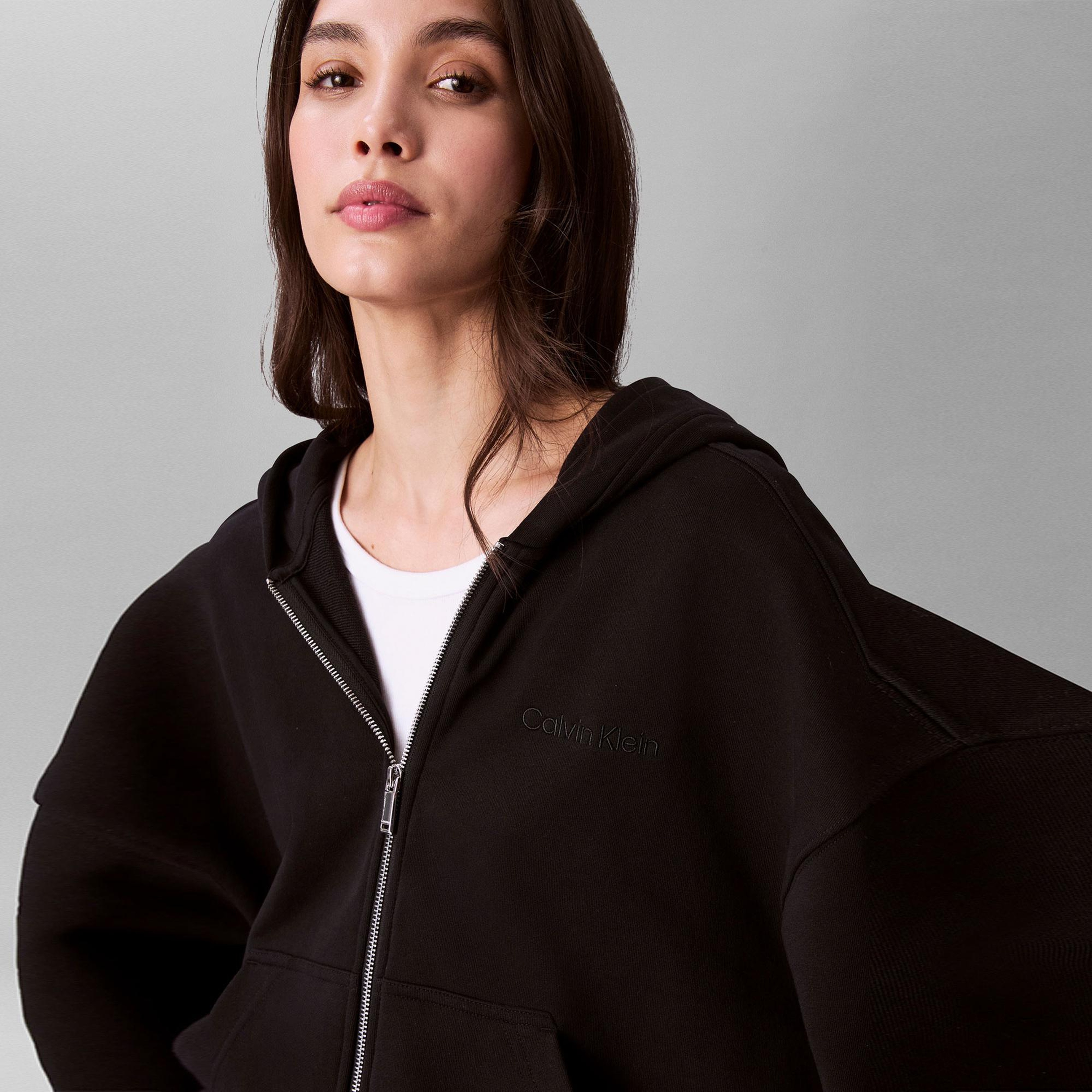 Calvin Klein Logo French Terry Kadın Siyah Sweatshirt