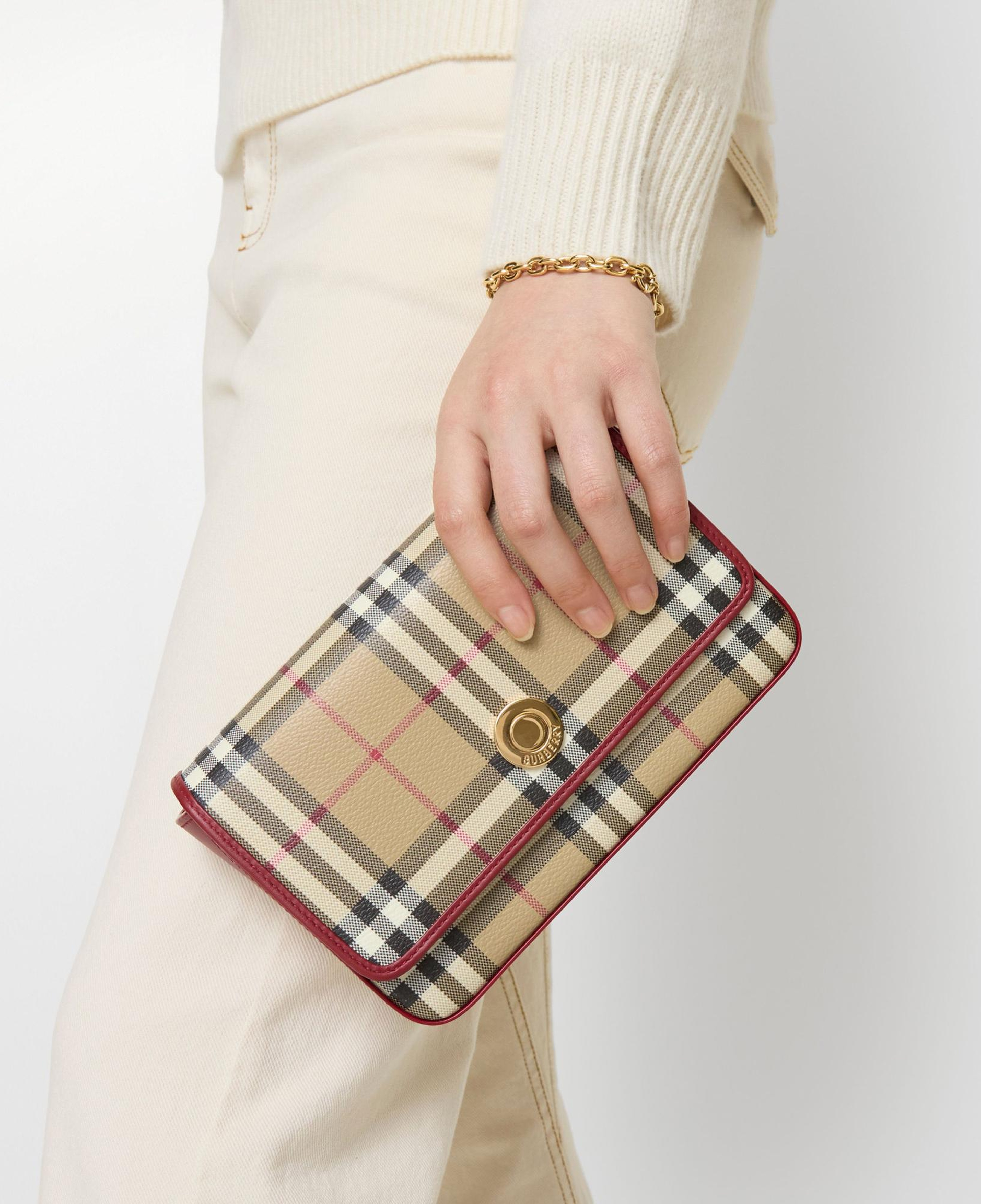 Burberry Hampshıre Kadın Bej Omuz Çantası