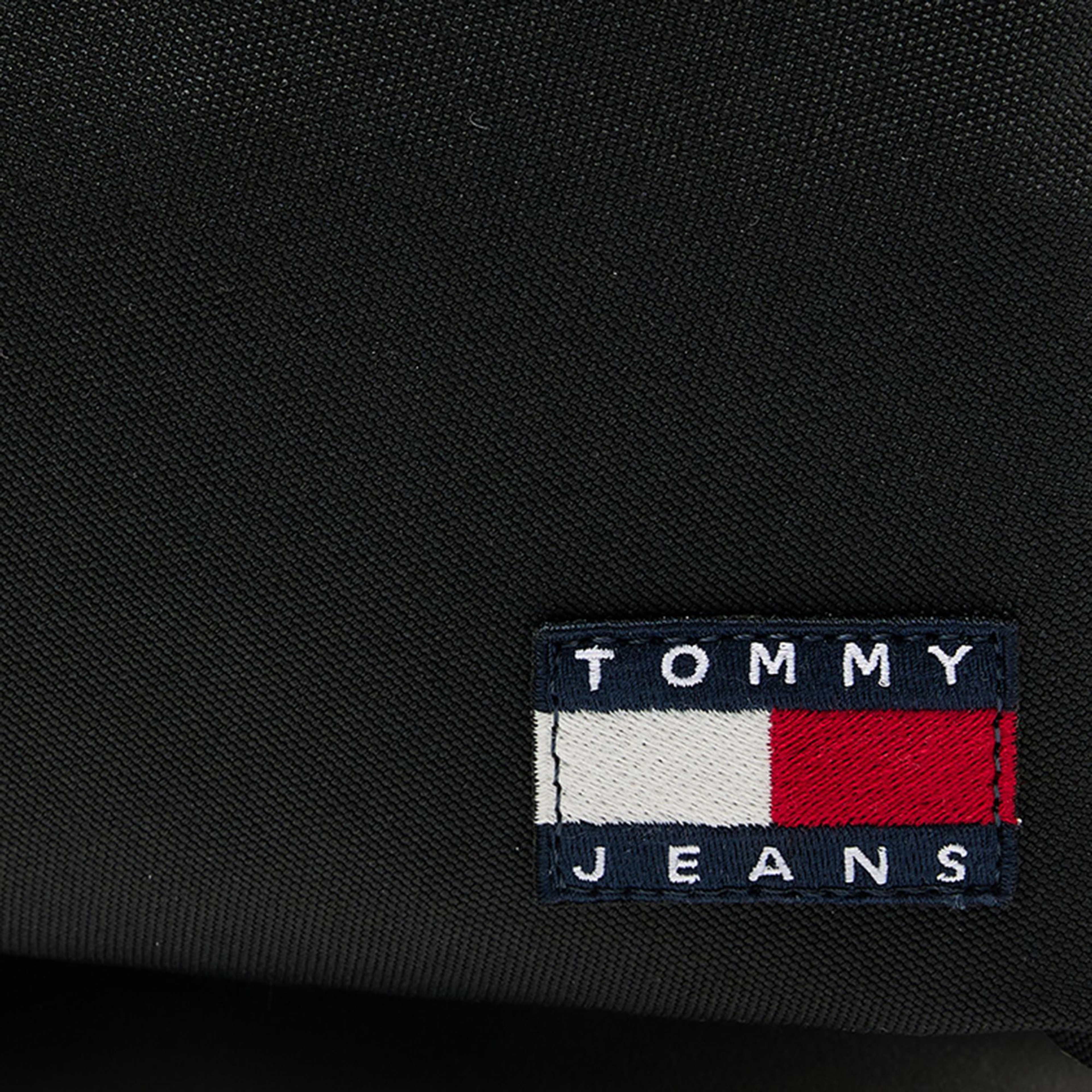 Tommy Hilfiger Essential Daily Erkek Siyah Sırt Çantası