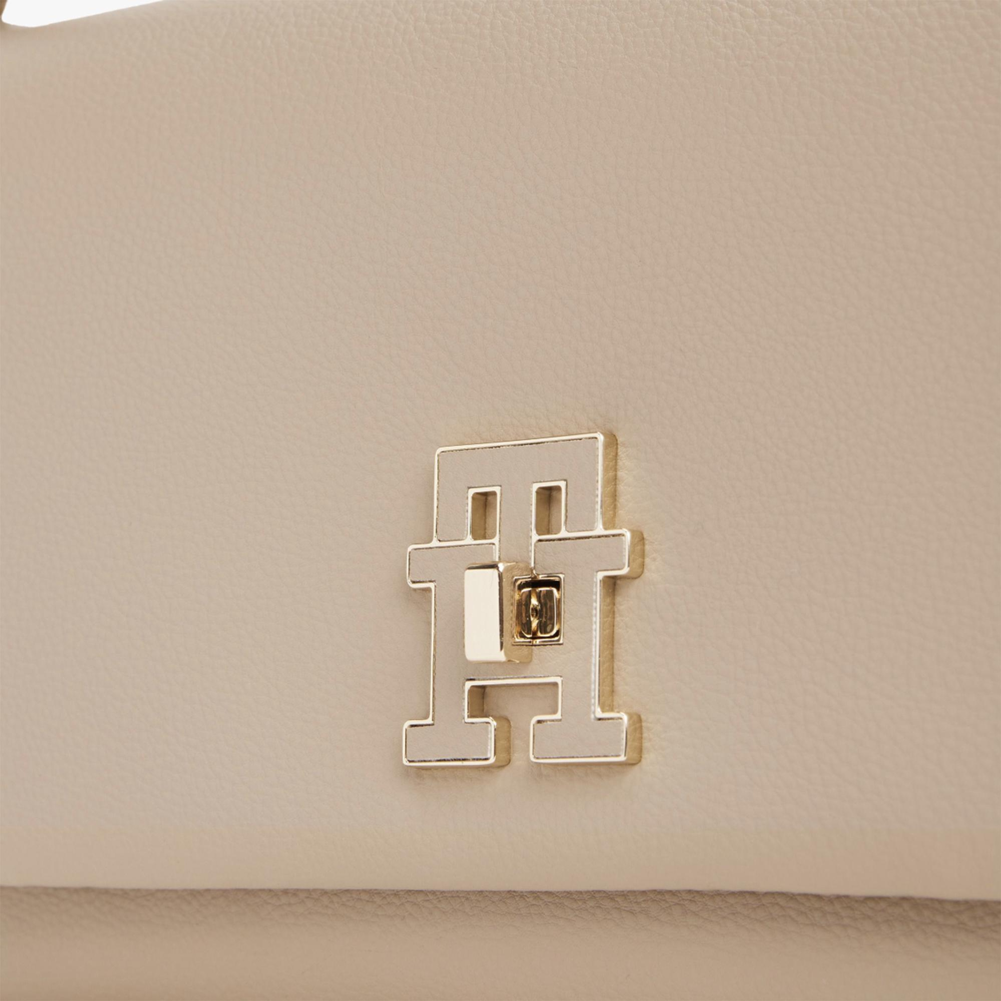 Tommy Hilfiger Modern Kadın Bej El Çantası