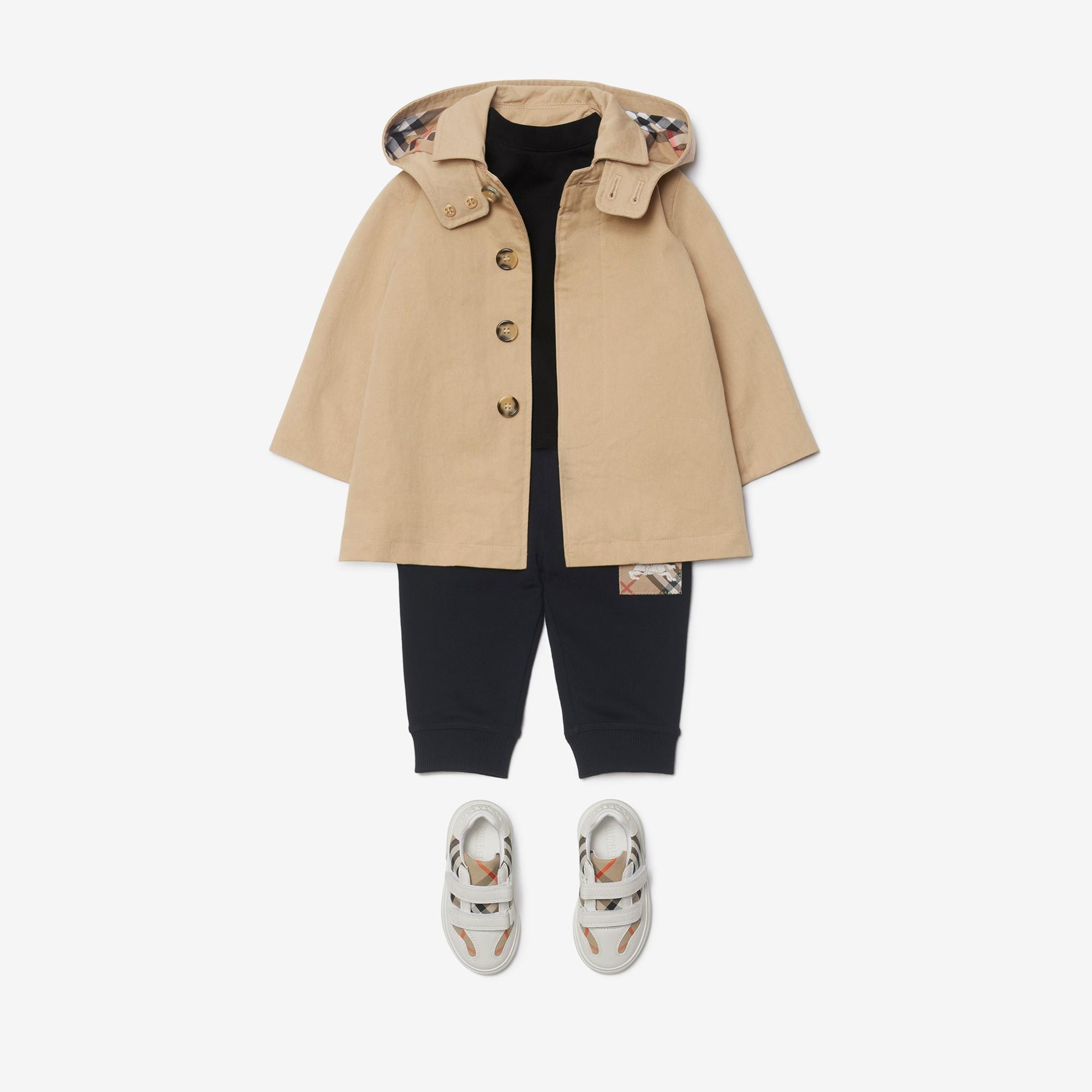 Burberry Jackson Label Cotton Jogging Çocuk Siyah Eşofman Altı