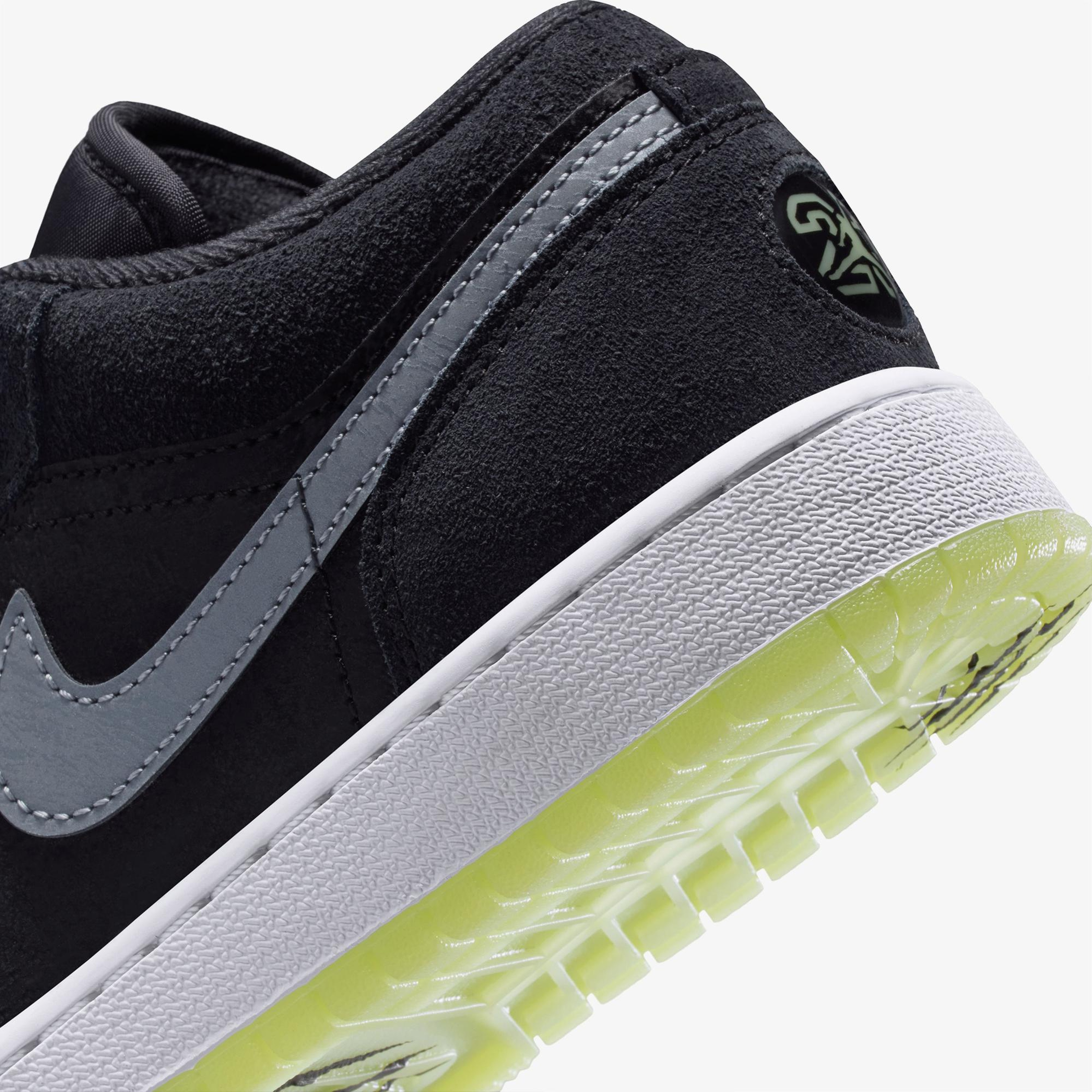 Jordan Air 1 Low Siyah Spor Ayakkabı