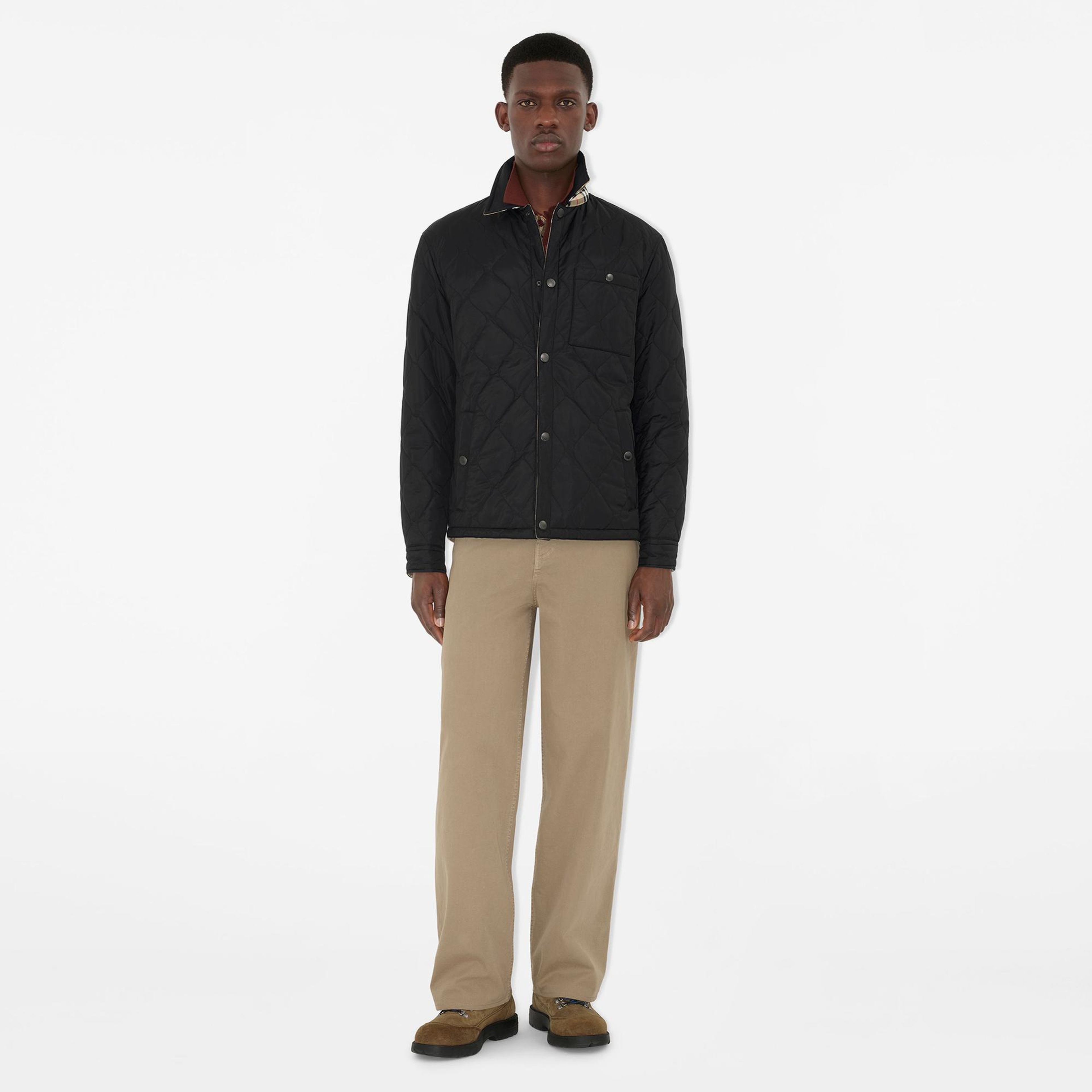 Burberry Reversible Quilted Nylon Erkek Siyah Mont