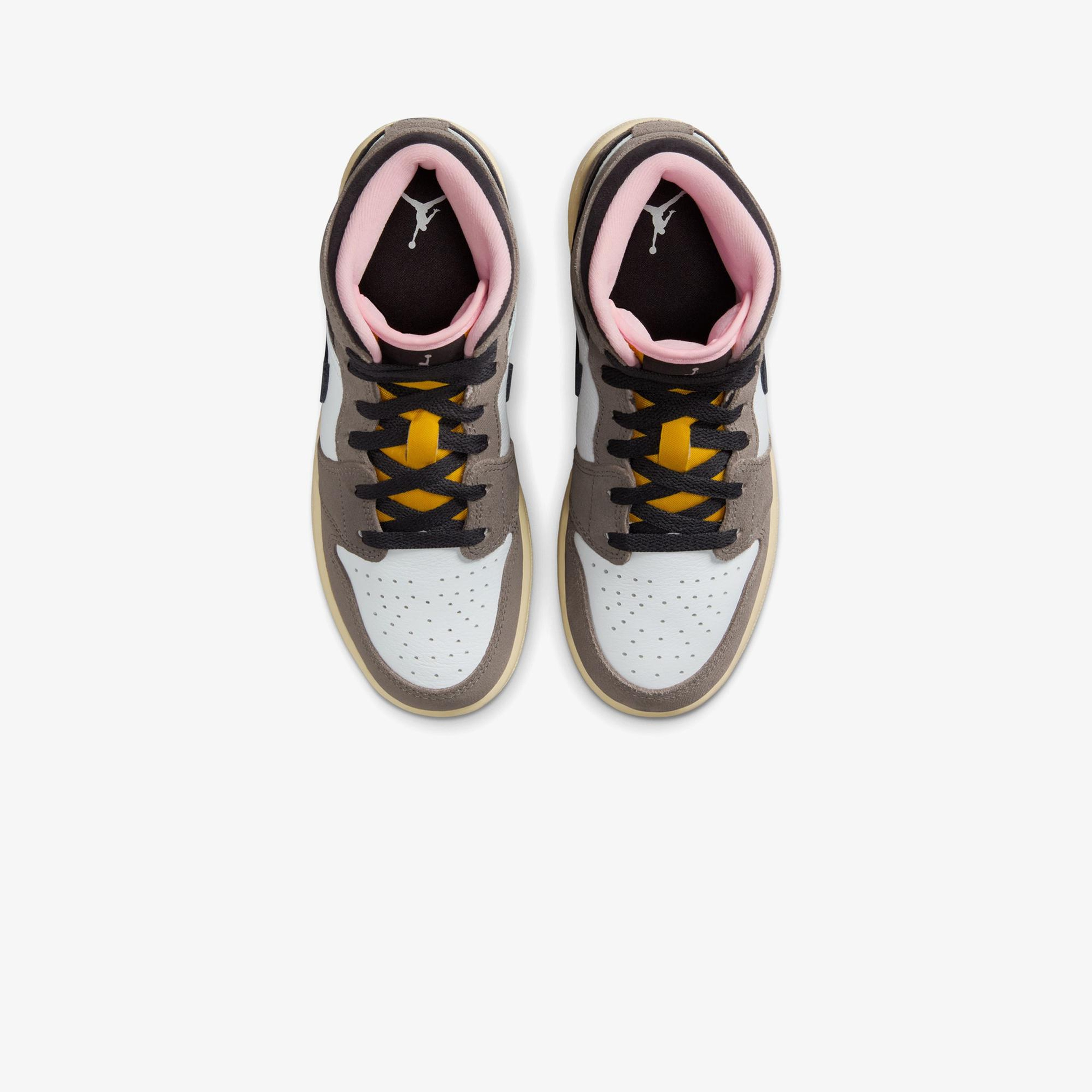 Jordan Air 1 Mid SE Beyaz Spor Ayakkabı