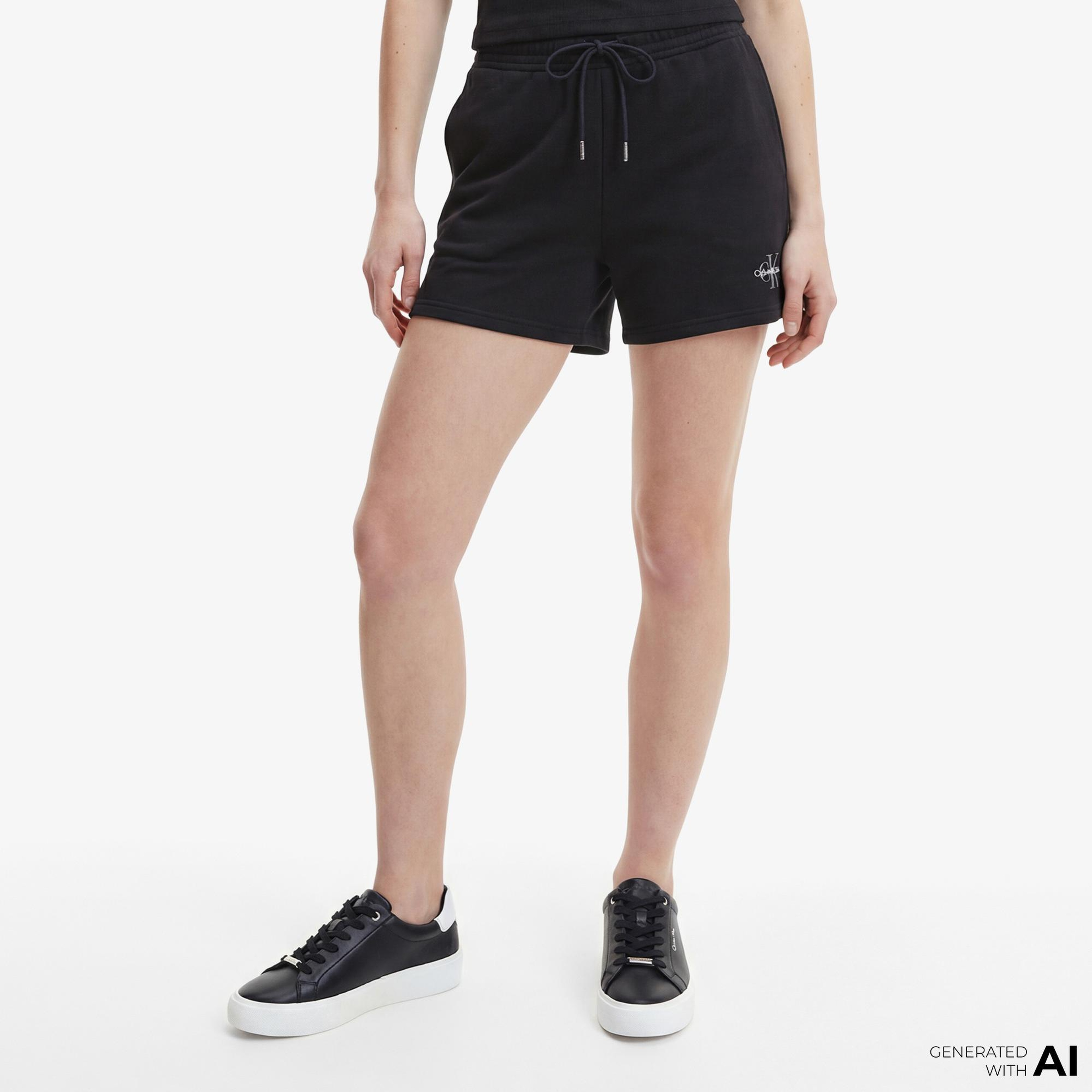 Calvin Klein Monologo French Terry Kadın Siyah Şort