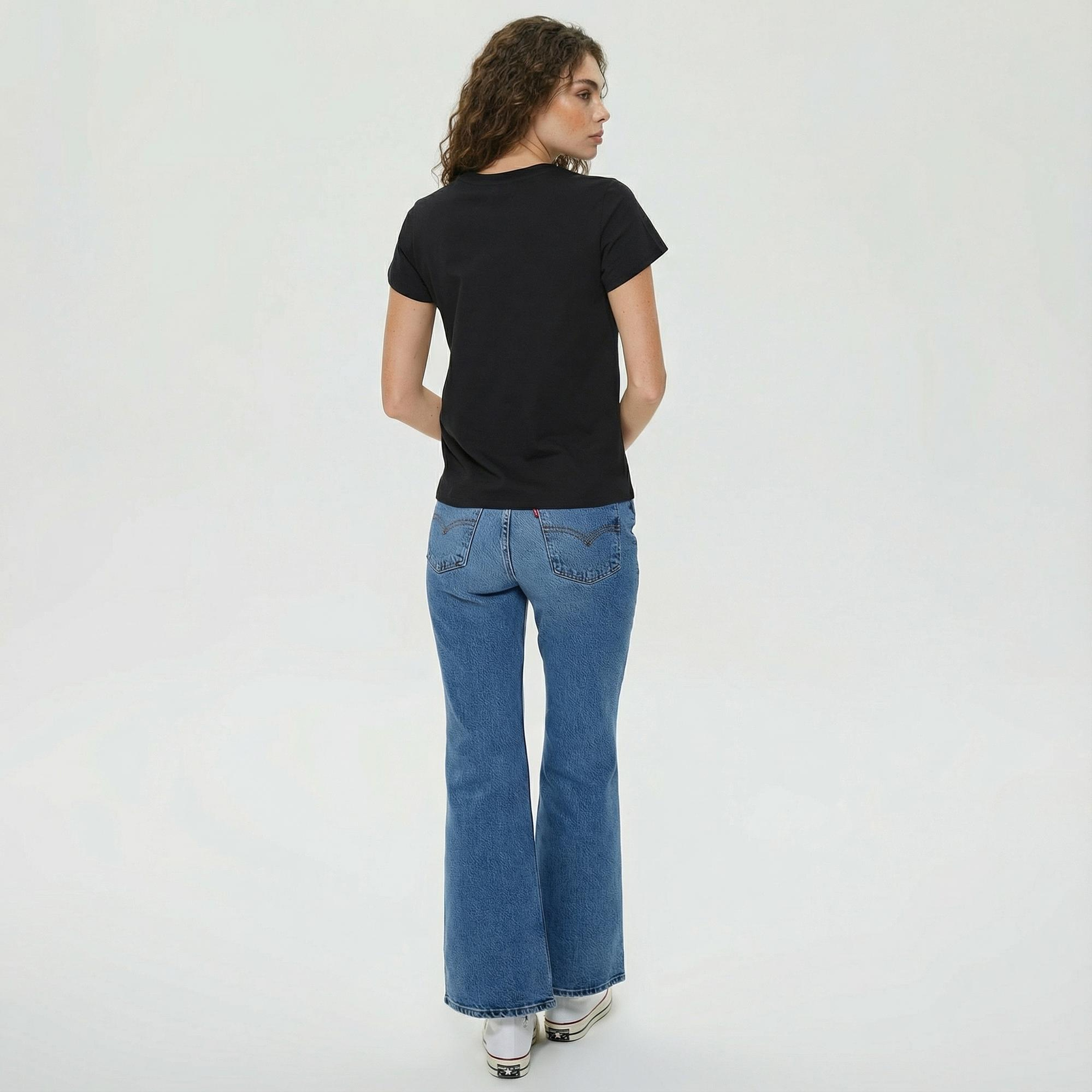 Levi's Perfect Mineral 4 Black X Graphic Kadın Siyah T-Shirt