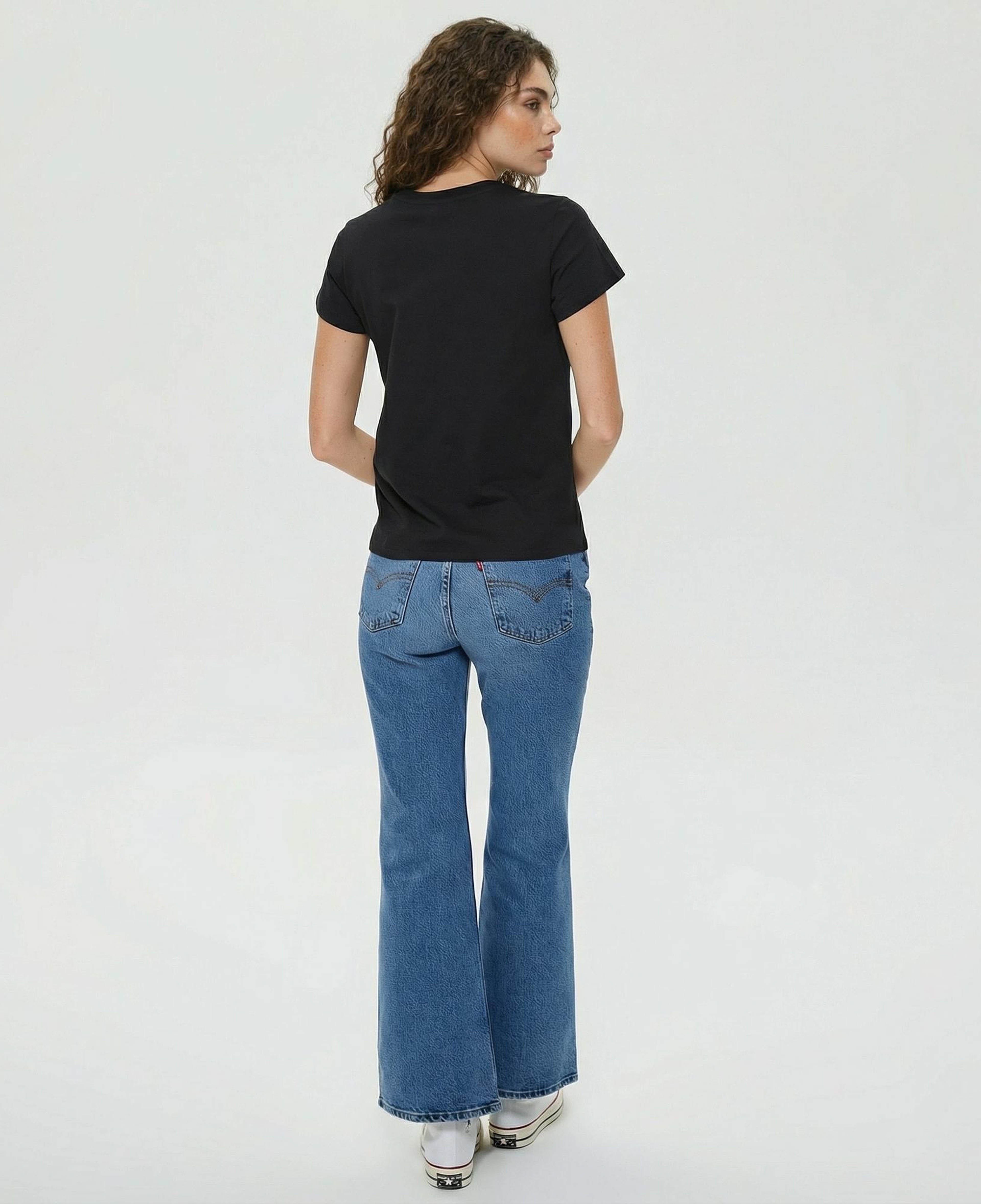 Levi's Perfect Mineral 4 Black X Graphic Kadın Siyah T-Shirt