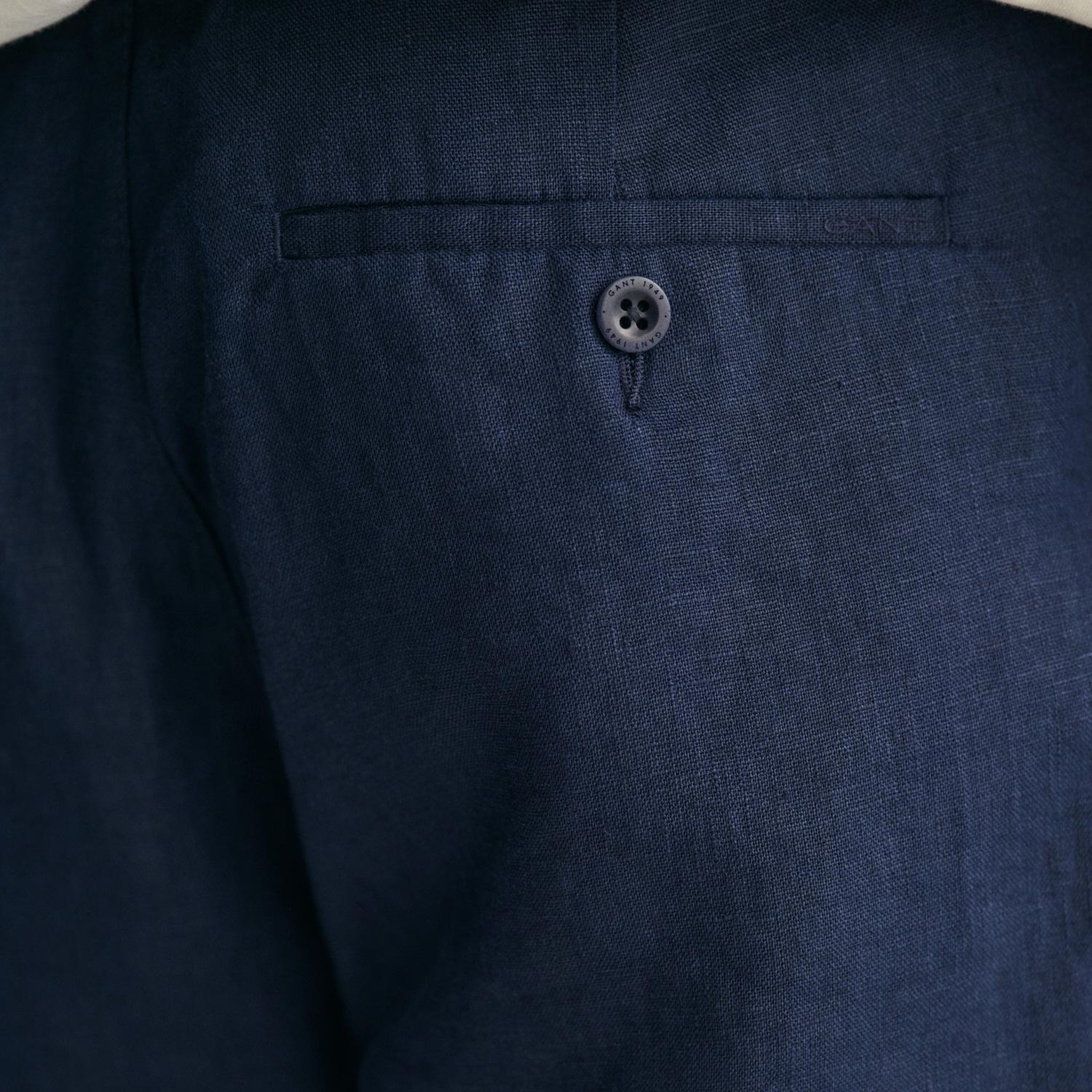 GANT Erkek Lacivert Relaxed Fit Keten Şort