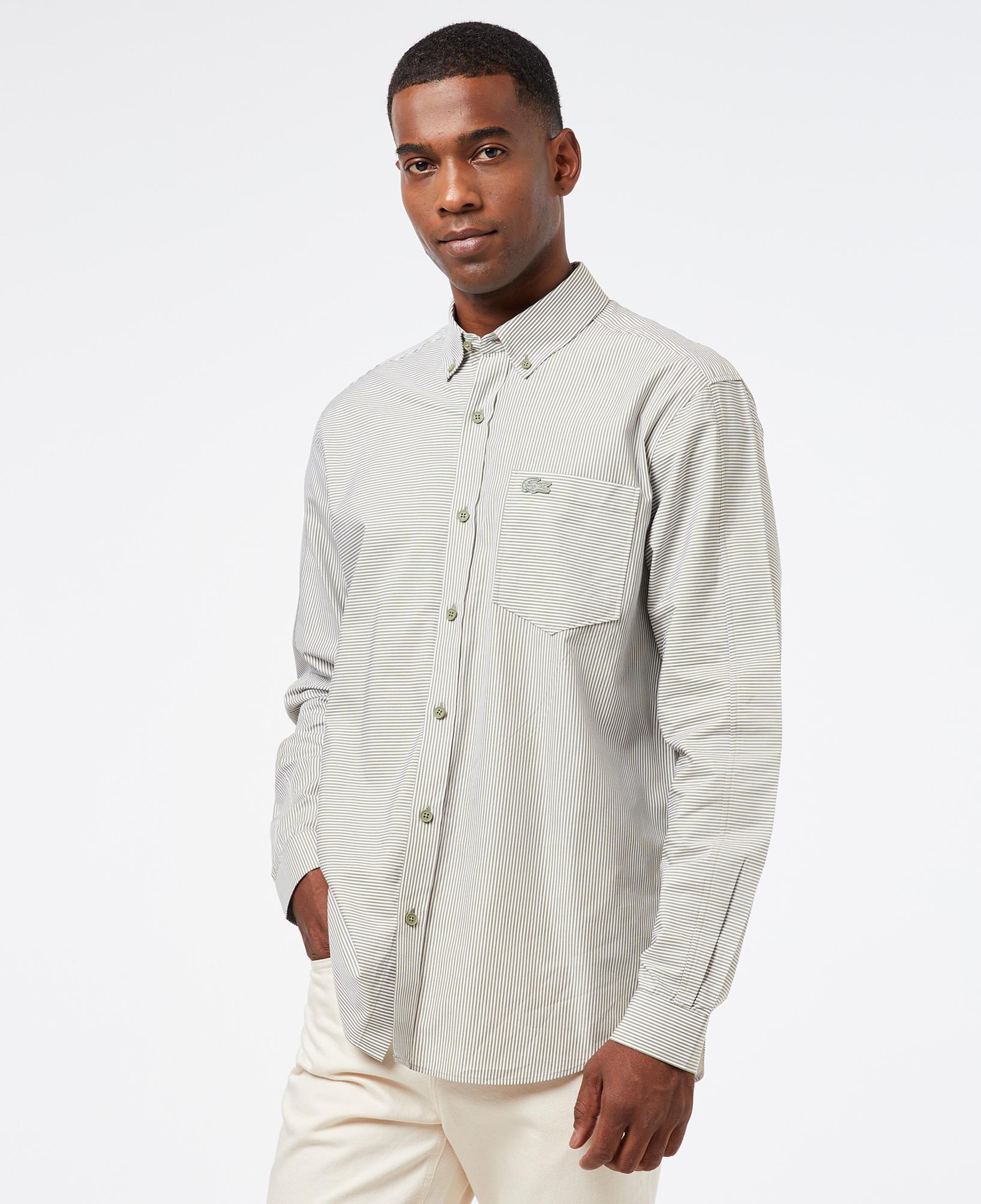 Erkek Relaxed Fit Düğmeli Yaka Çizgili Haki Gömlek