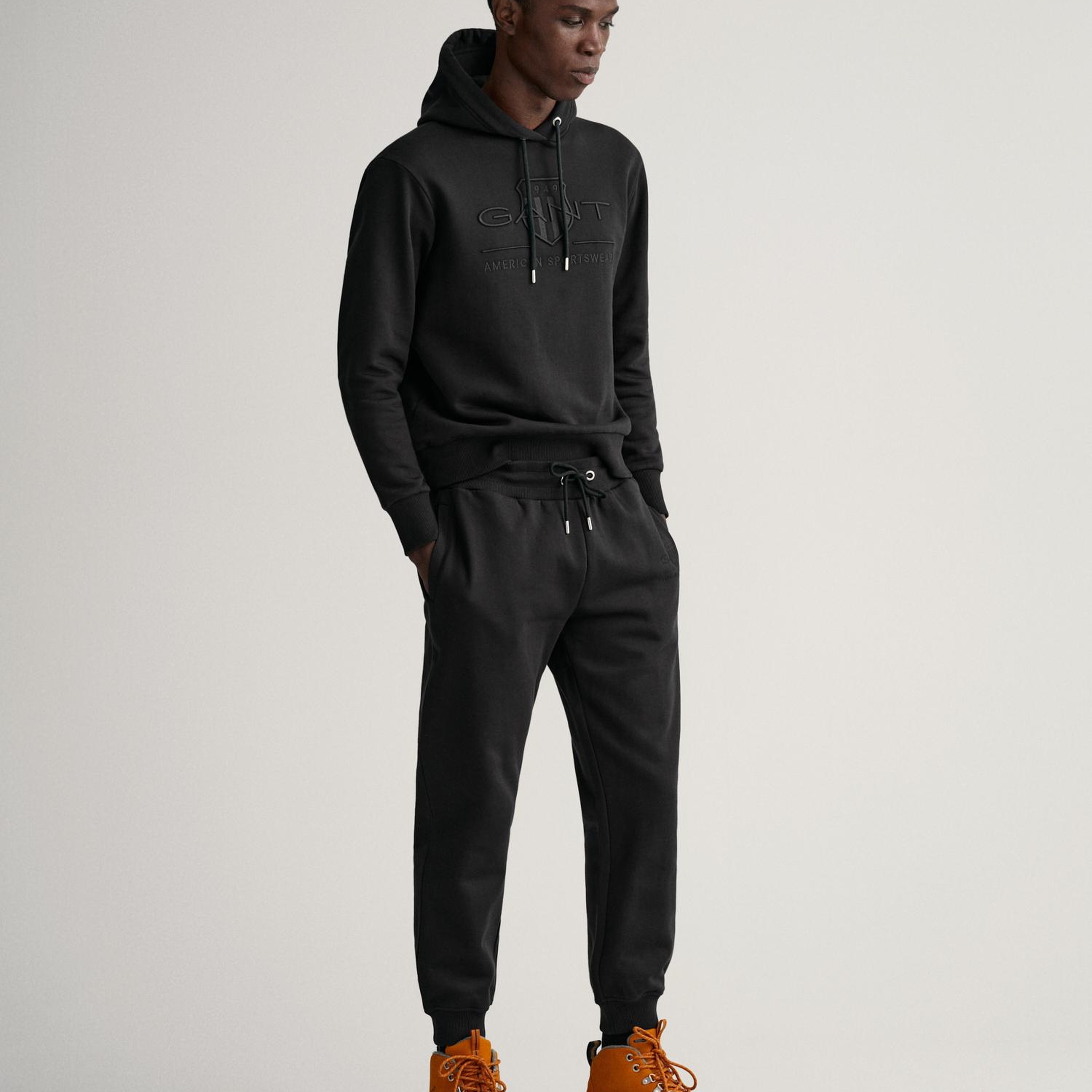 GANT Erkek Siyah Regular Fit Logolu Eşofman Altı