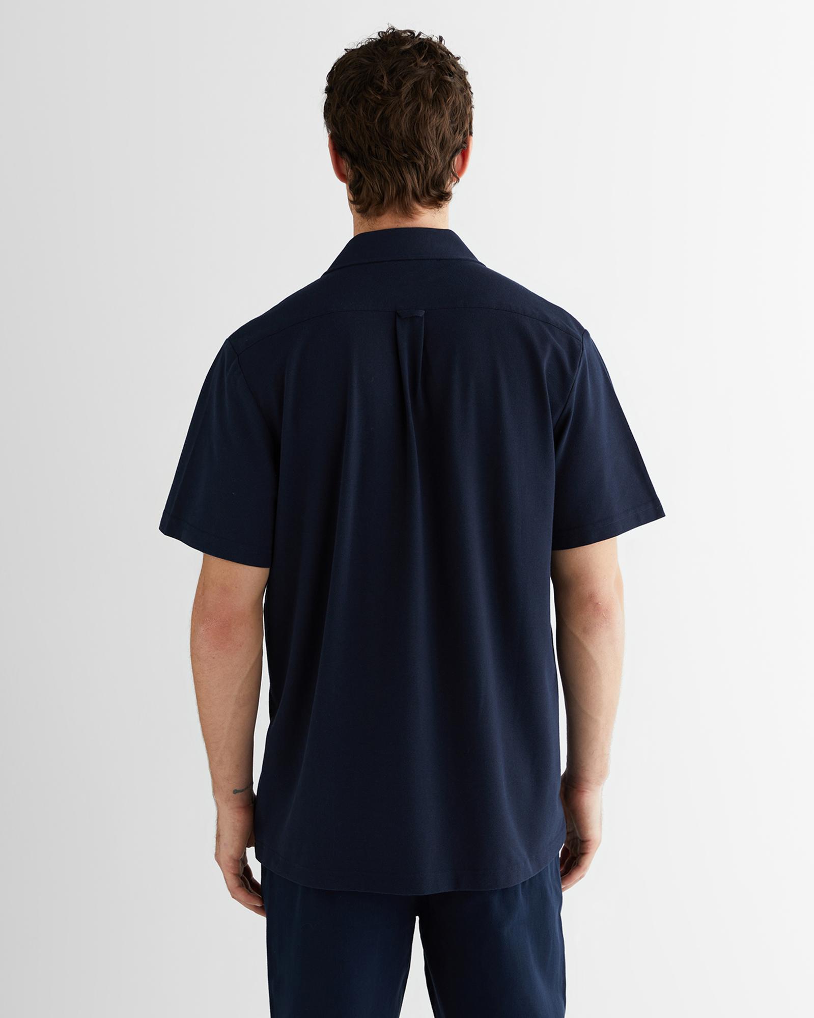 GANT Erkek Lacivert Düğmeli Yaka Logolu Gömlek