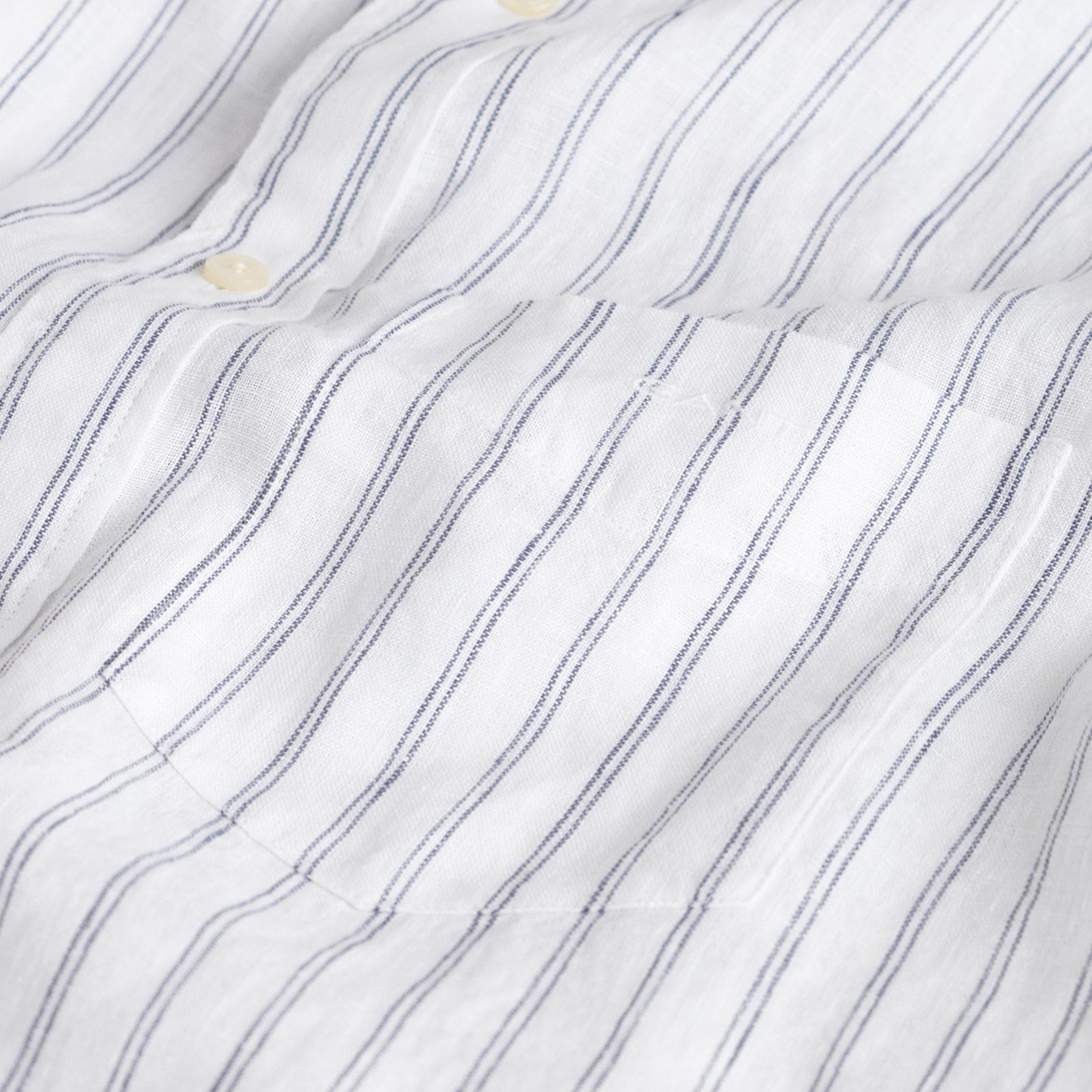 GANT Erkek Beyaz Regular Fit Düğmeli Yaka Çizgili Gömlek