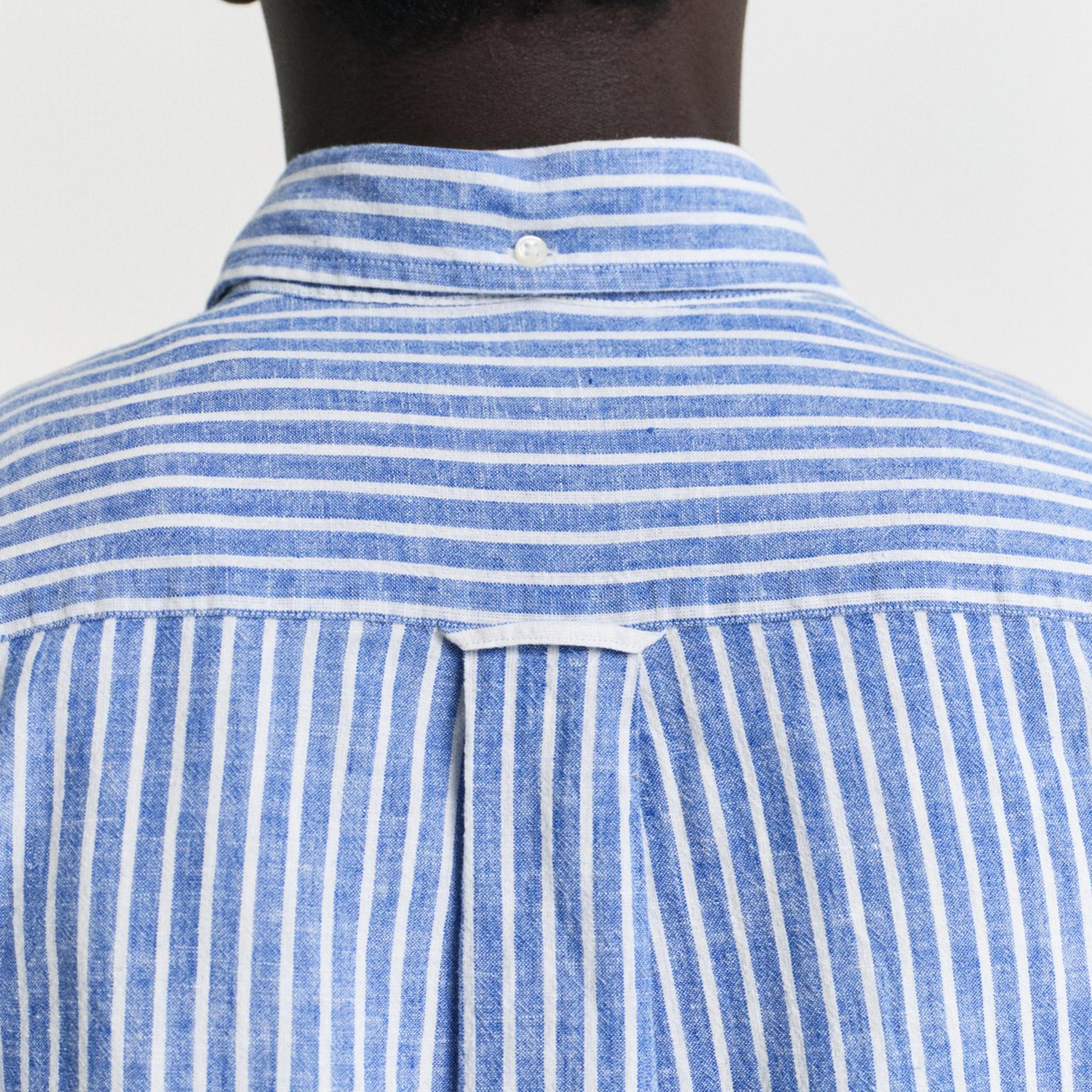 GANT Erkek Lacivert Regular Fit Düğmeli Yaka Çizgili Keten Gömlek