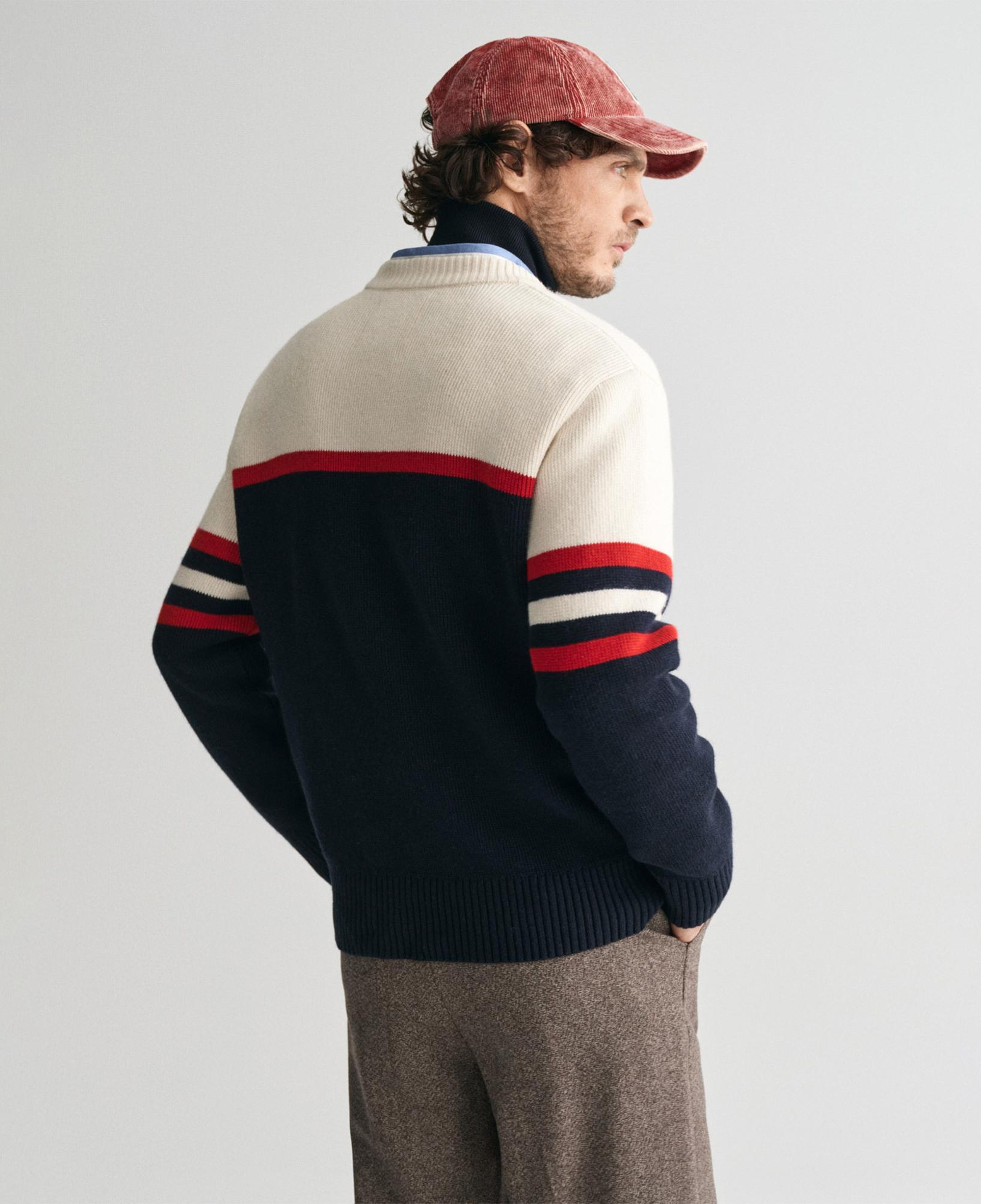 GANT Erkek Lacivert Relaxed Fit Bisiklet Yaka Logolu Kazak