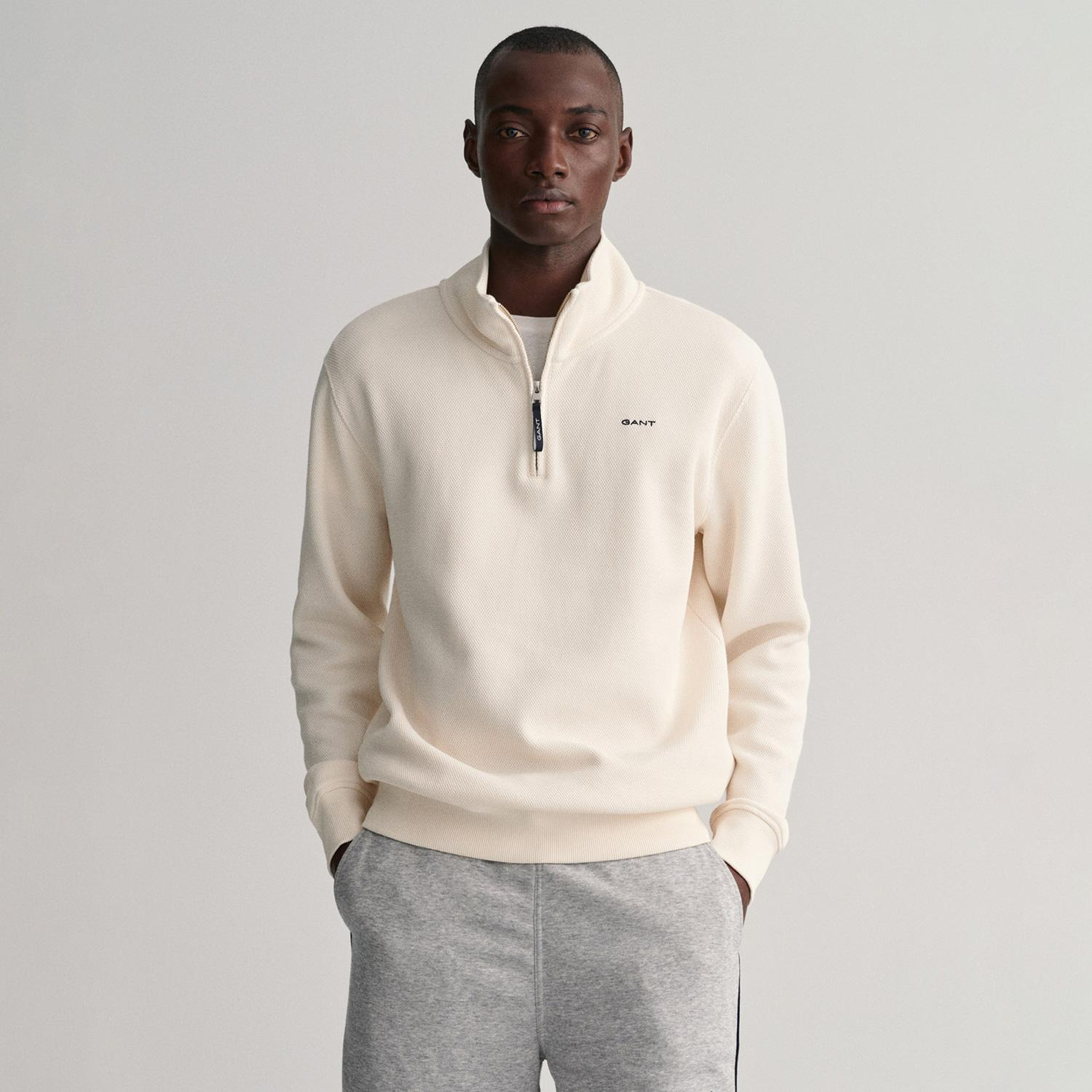GANT Erkek Krem Regular Fit Yarım Fermuarlı Sweatshirt