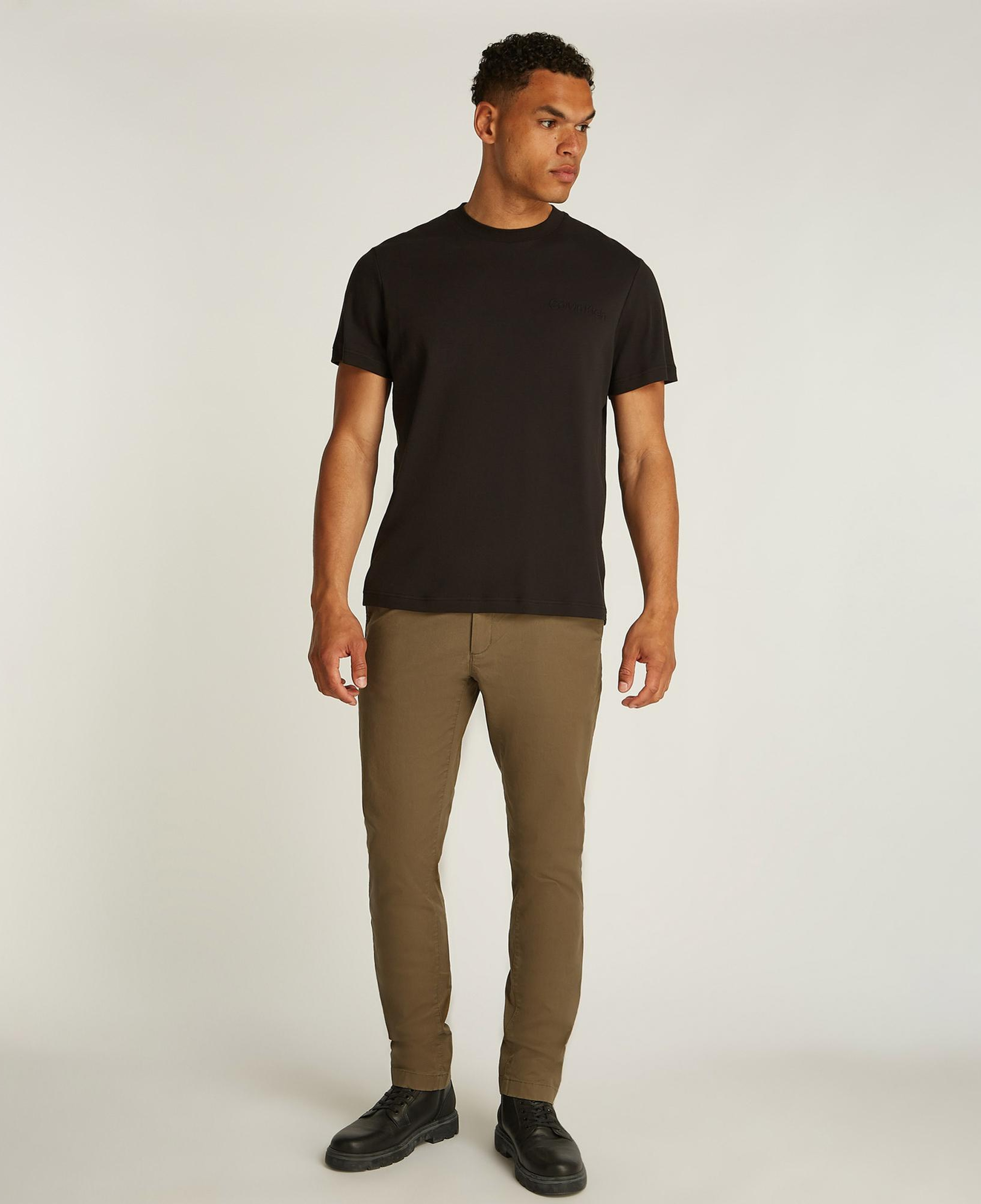 Calvin Klein Embossed Logo Erkek Siyah T-Shirt