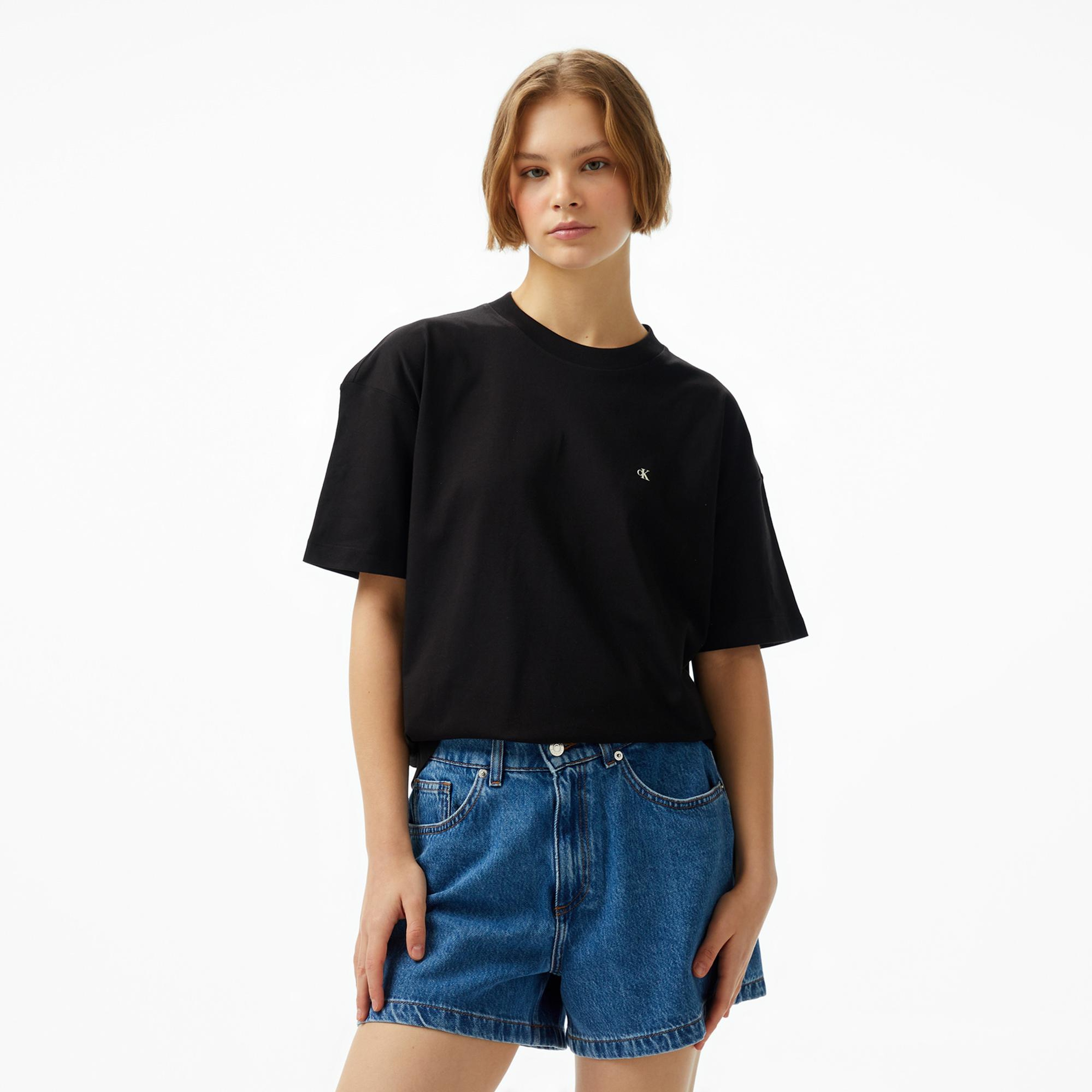 Calvin Klein Kadın Siyah T-Shirt