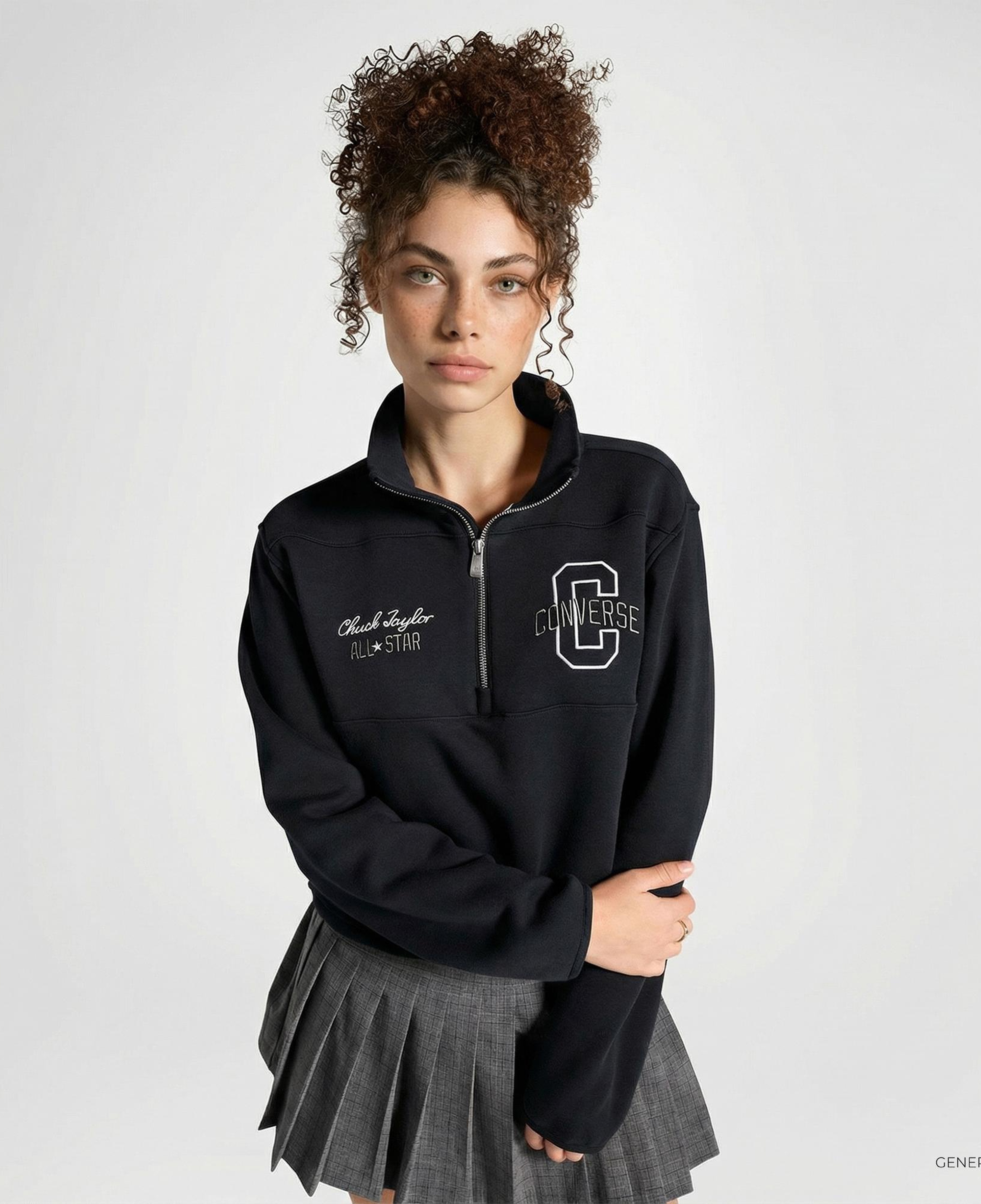 Converse Kadın Yarım Fermuarlı Siyah Sweatshirt