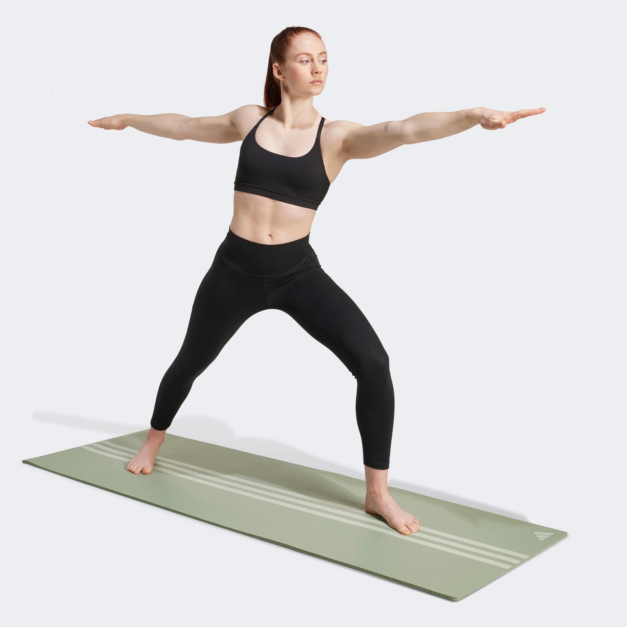 adidas All Me Light Support Kadın Siyah Bra