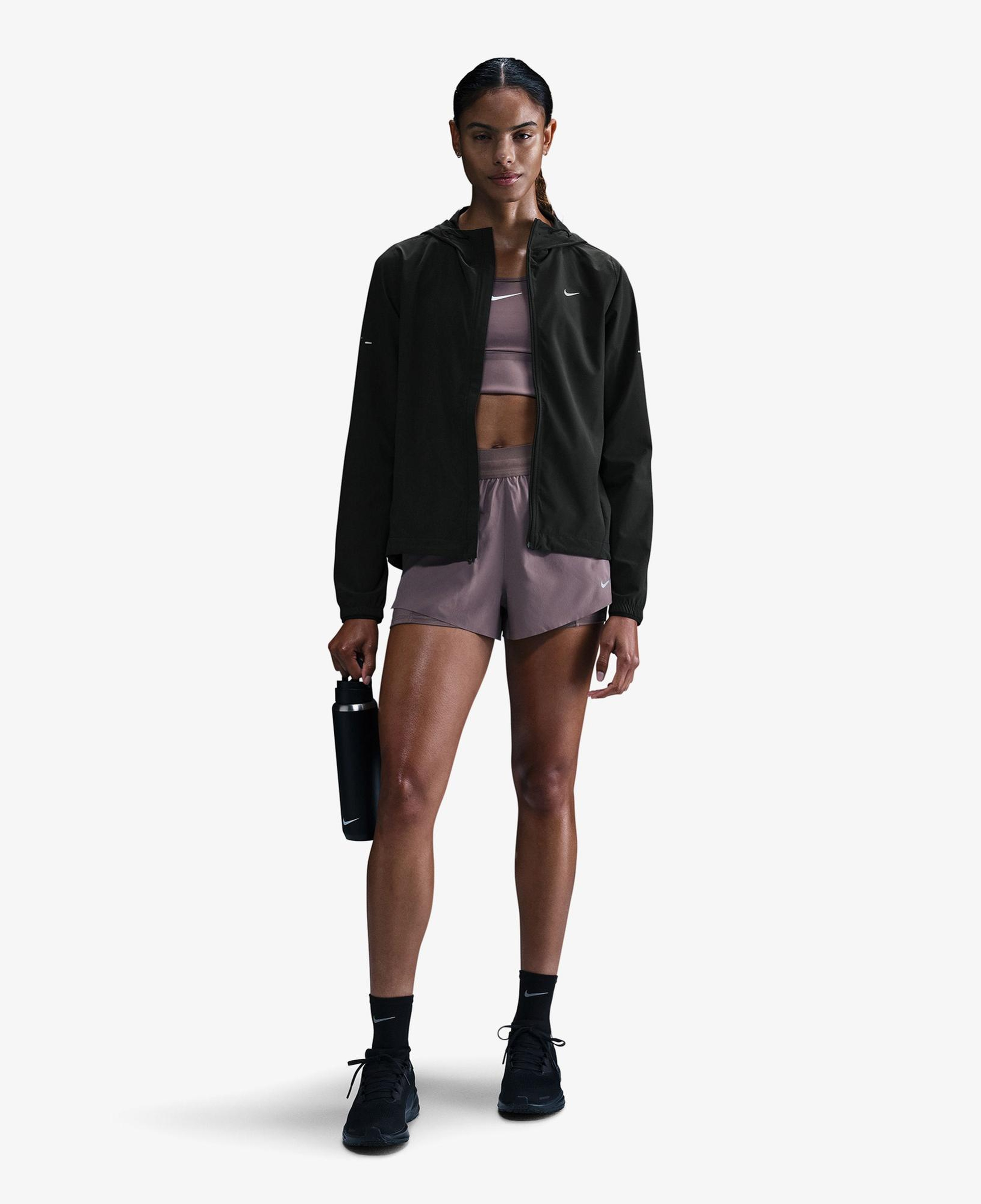 Nike Swift Repel Packable Kadın Siyah Yağmurluk