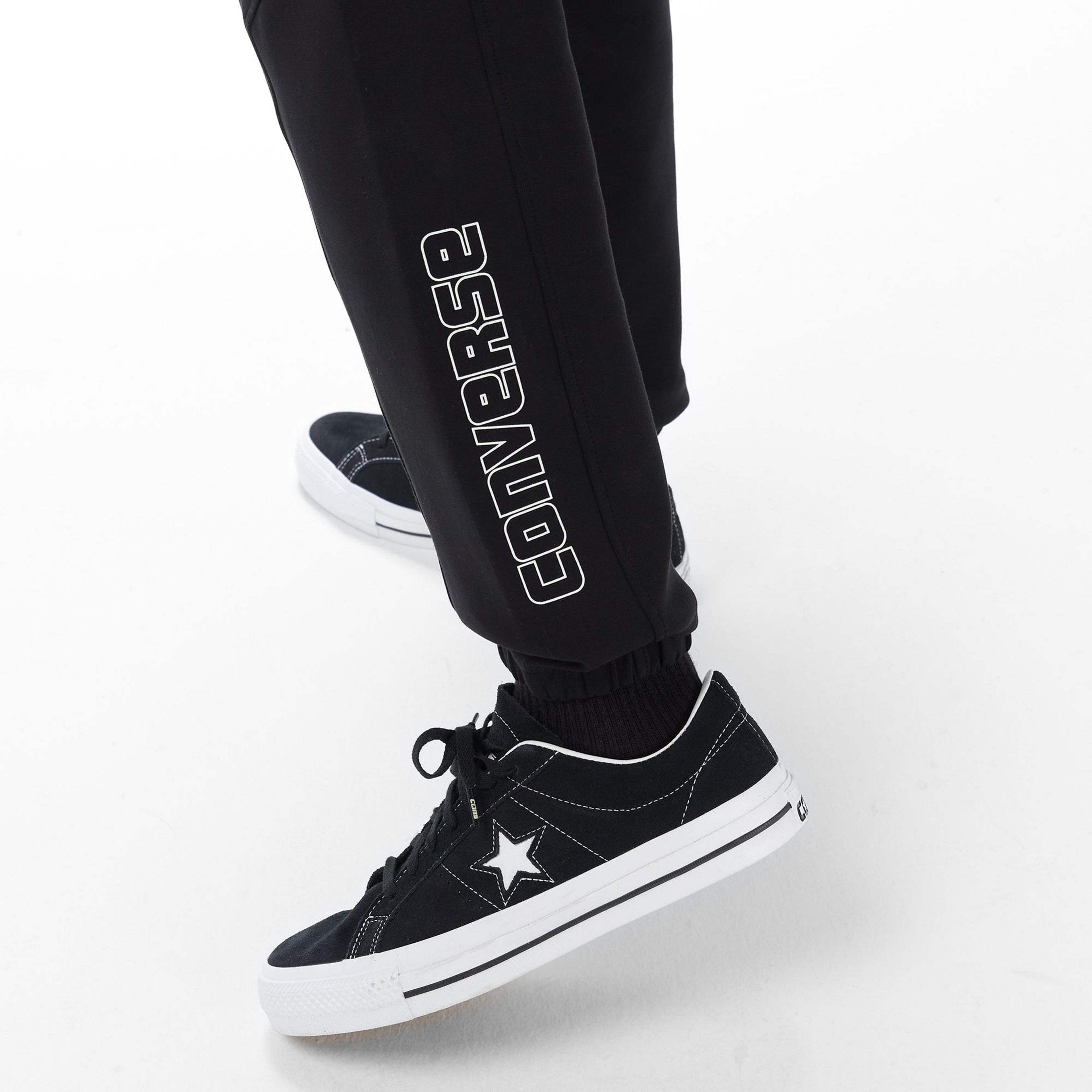 Converse Star Chevron Baskılı Erkek Oversize Fit Siyah Eşofman Altı