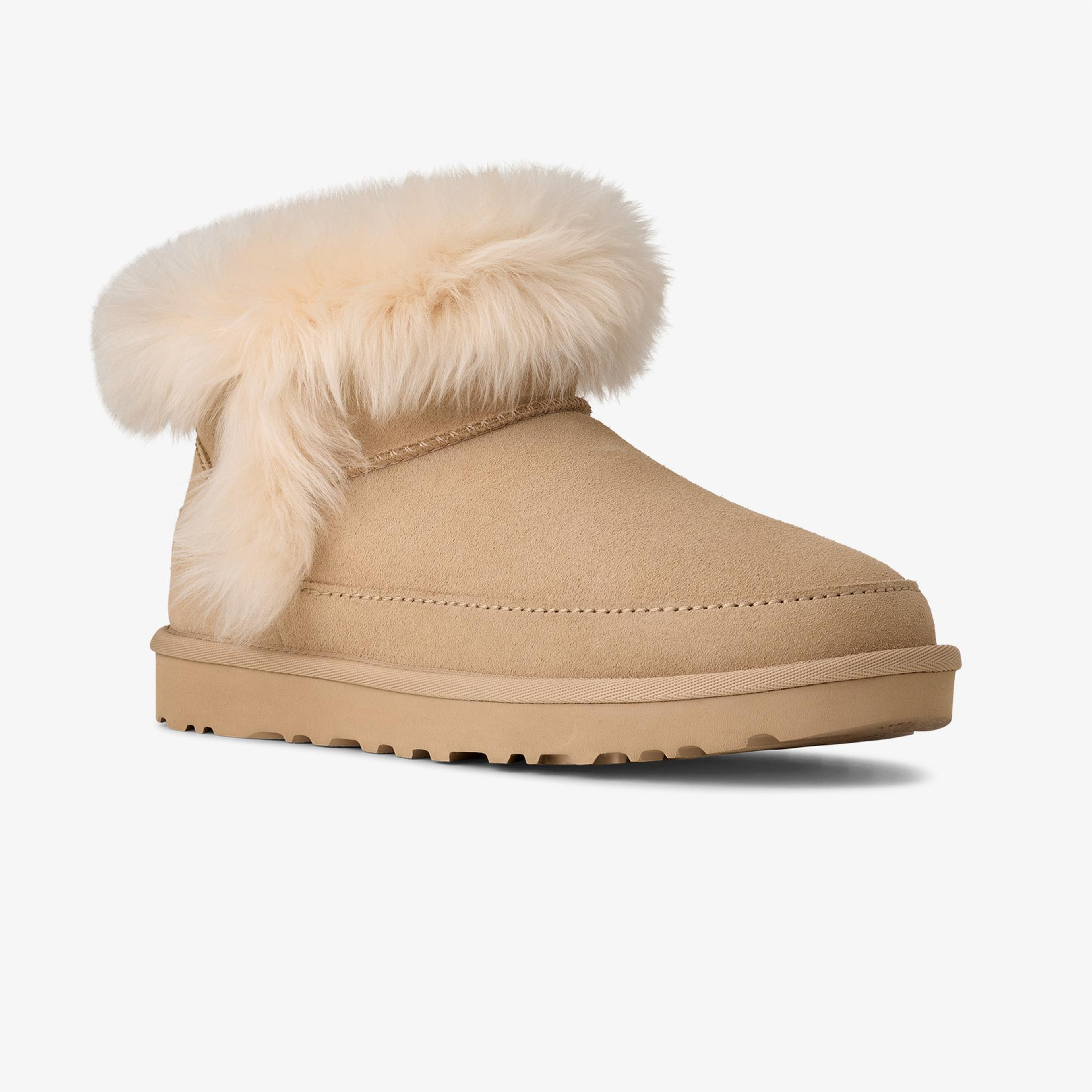 UGG Classic Ultra Mini Chalet Kadın Bej Bot