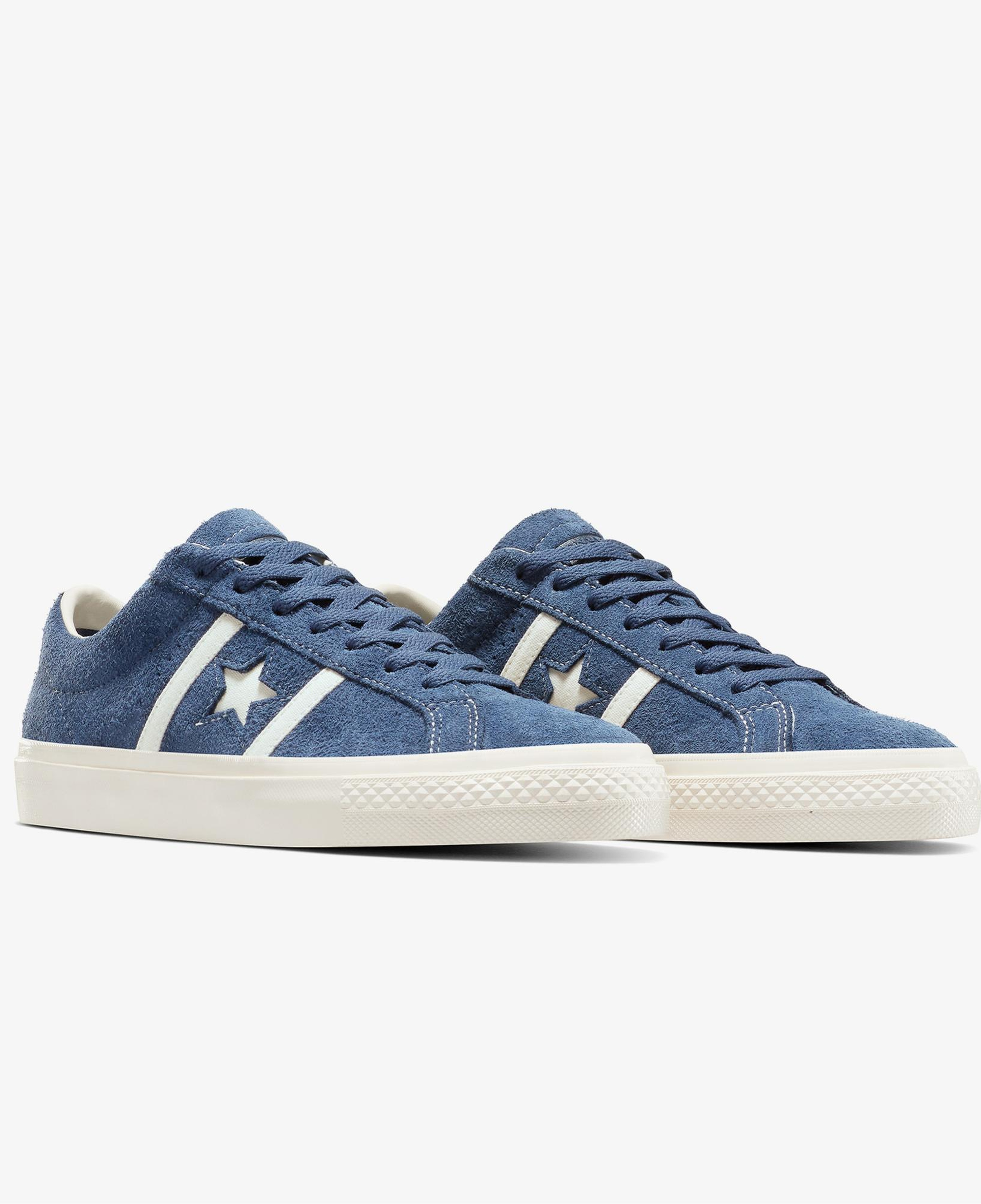 Converse One Star Academy Pro Unisex Lacivert Süet Sneaker