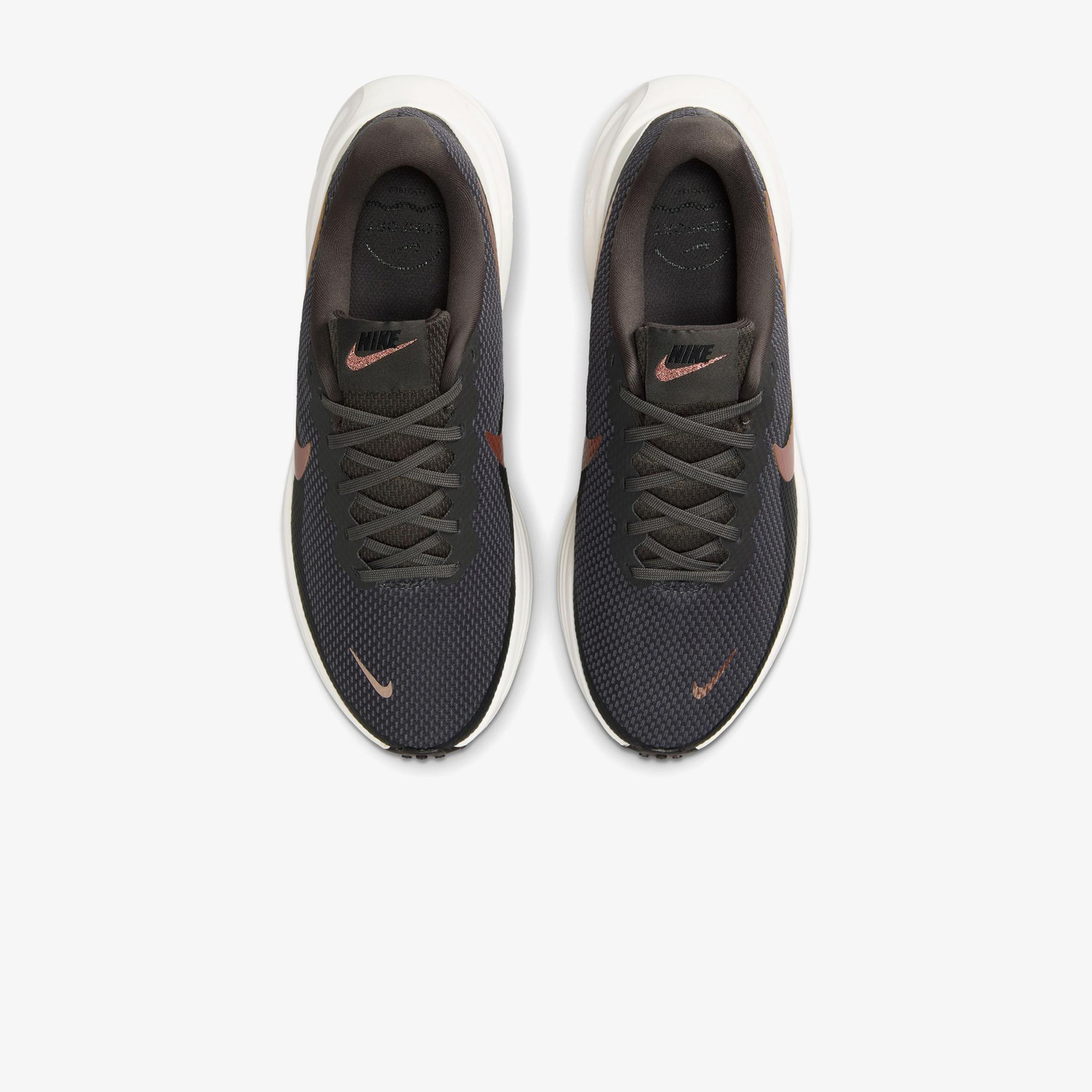 Nike Revolution 8 Kadın Gri Koşu Ayakkabısı