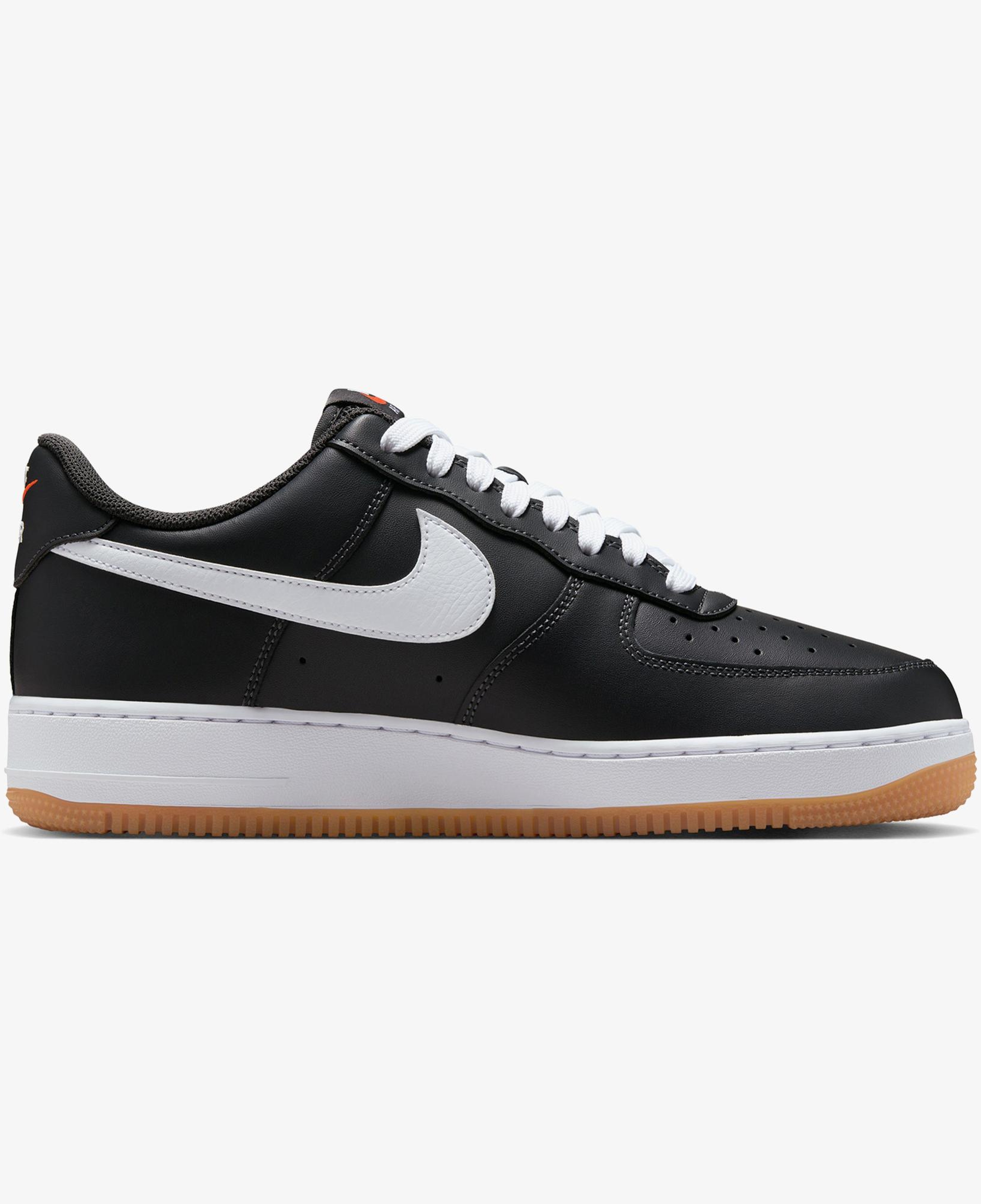 Nike Air Force 1 '07 LV8 Erkek Siyah Spor Ayakkabı