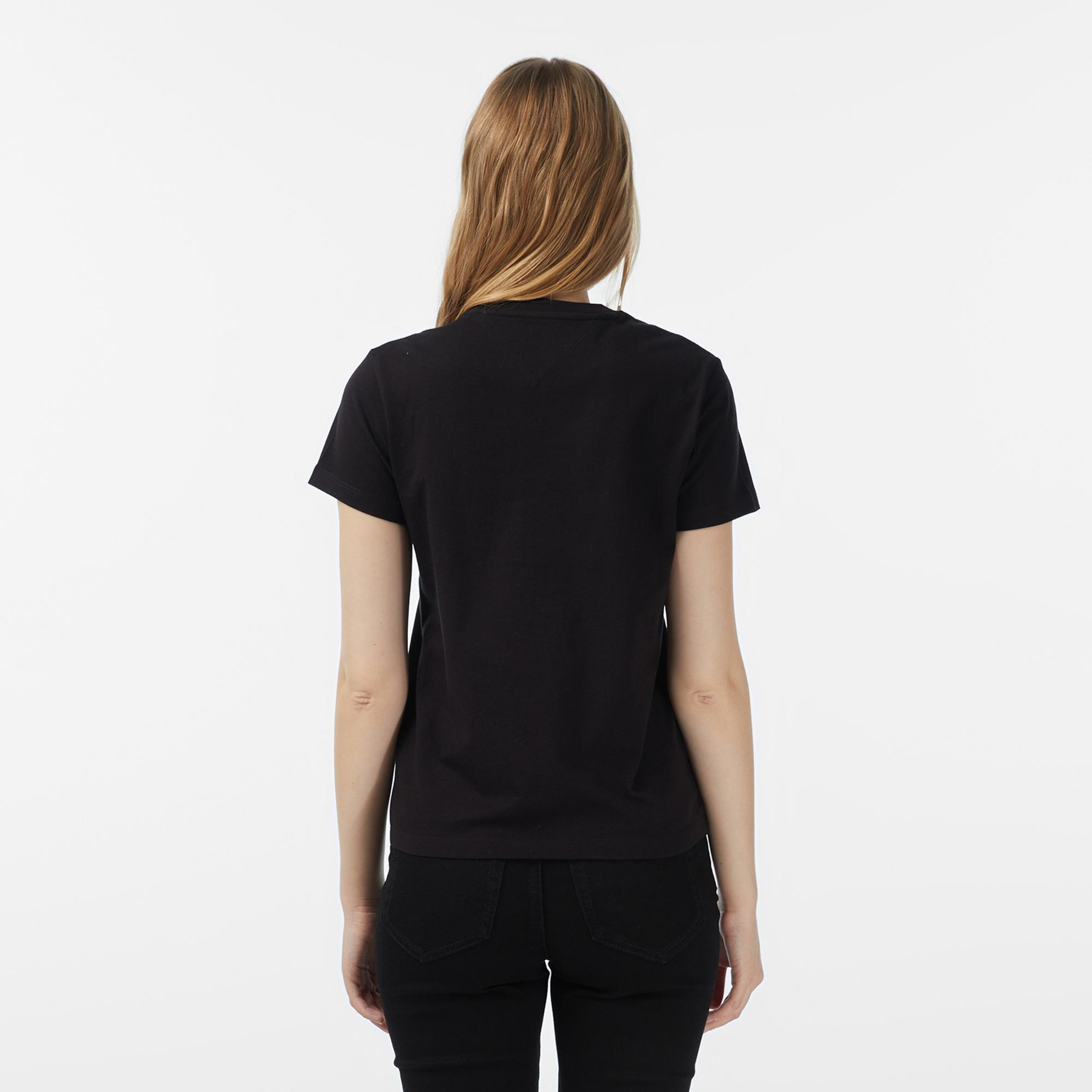 Tommy Jeans Regular Party Flag Kadın Siyah T-Shirt